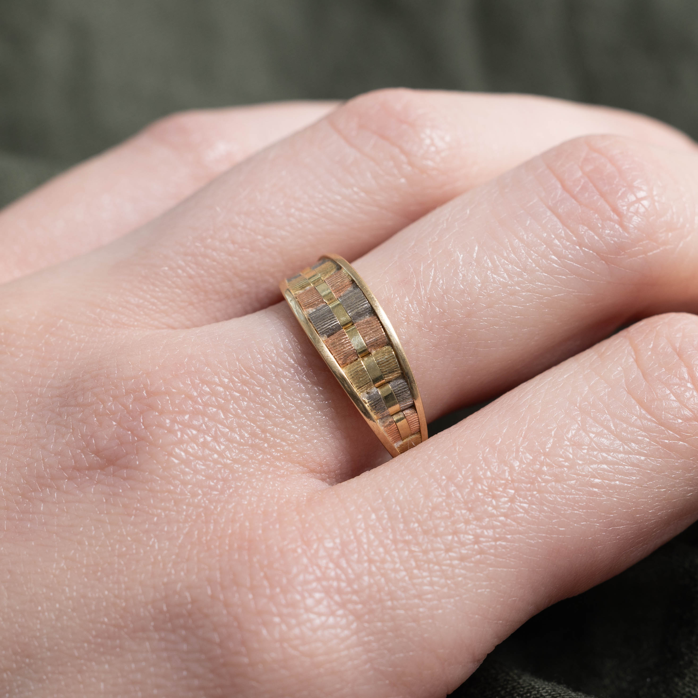 Italian Tri Color Bookshelf Dome Ring | SZ 7