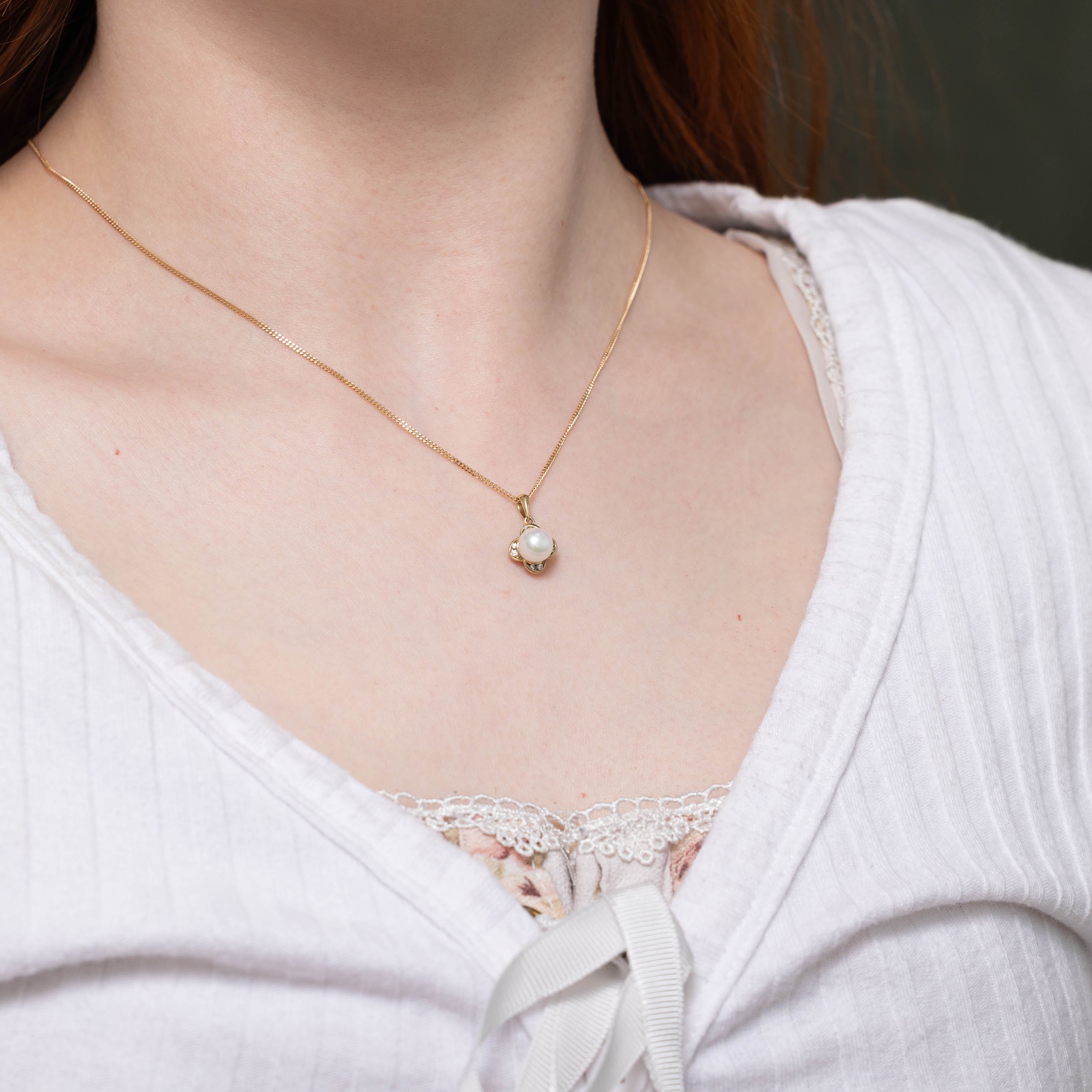 10k Pearl & Diamond Floral Pendant