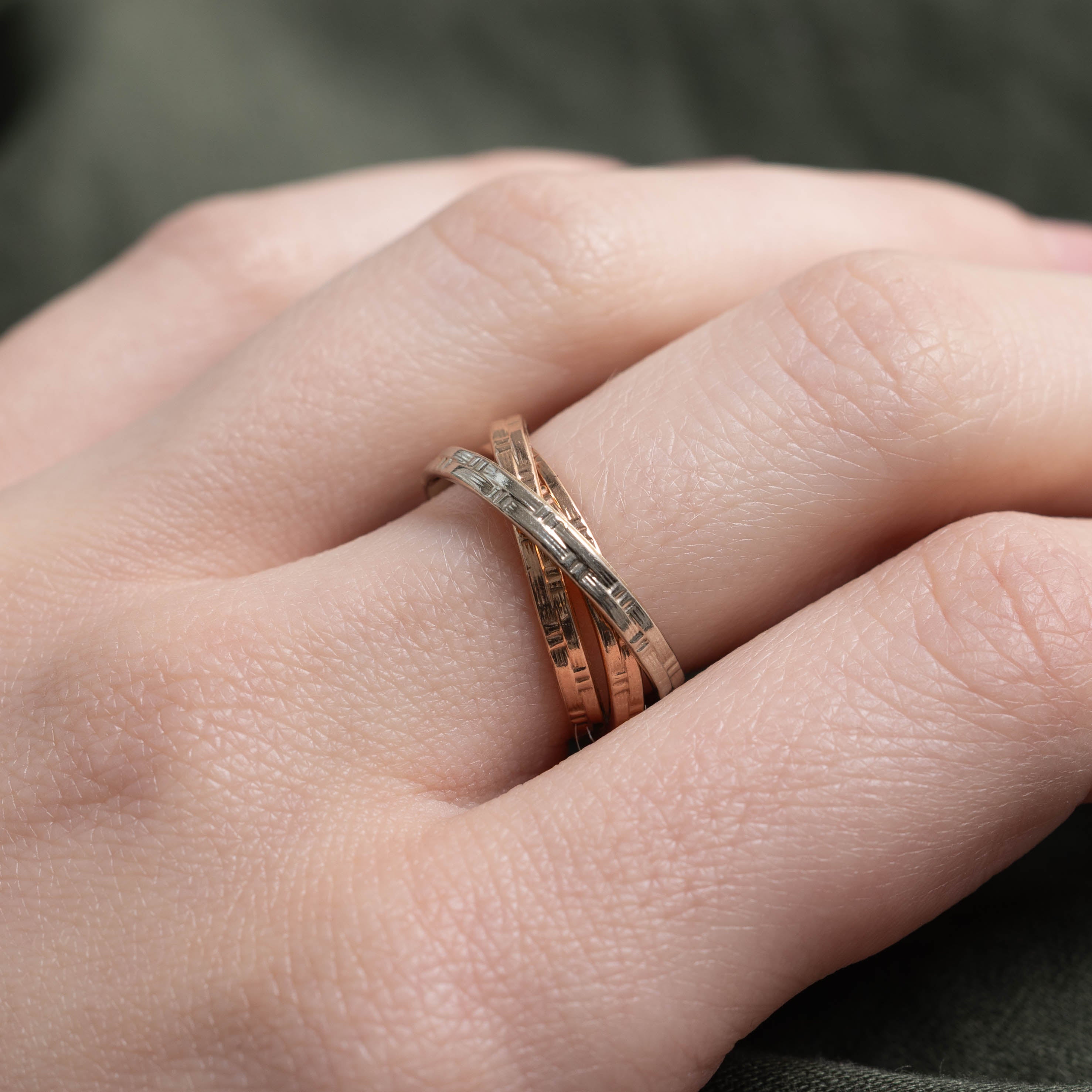 10k Two Tone Interlocking Fluted Ring | 2.55mm | SZ 6.5