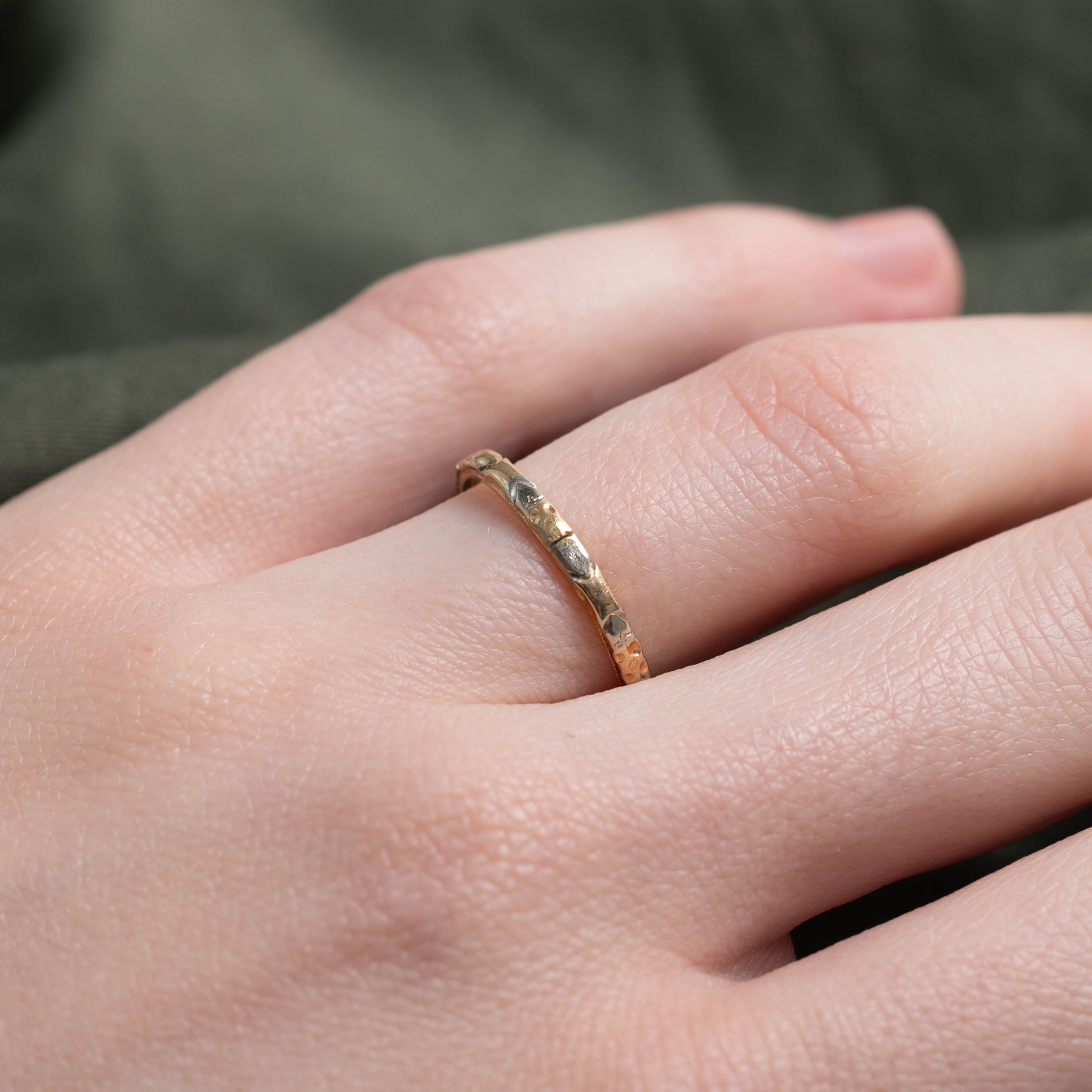 14k Two Tone Floral Engraved Ring | 1.95mm | SZ 5.5