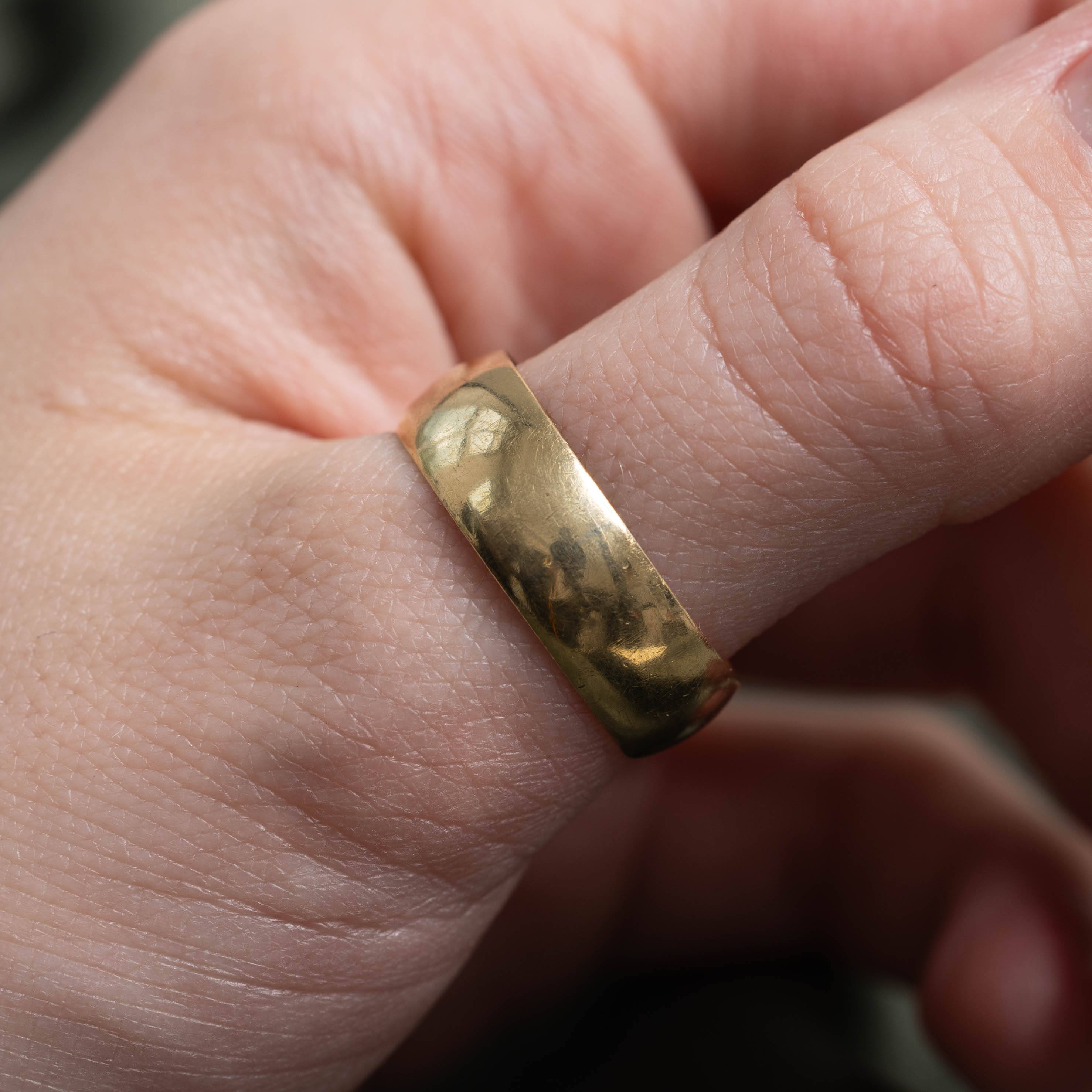 18k Yellow Gold Thick Band | 7.00mm | SZ 10.75