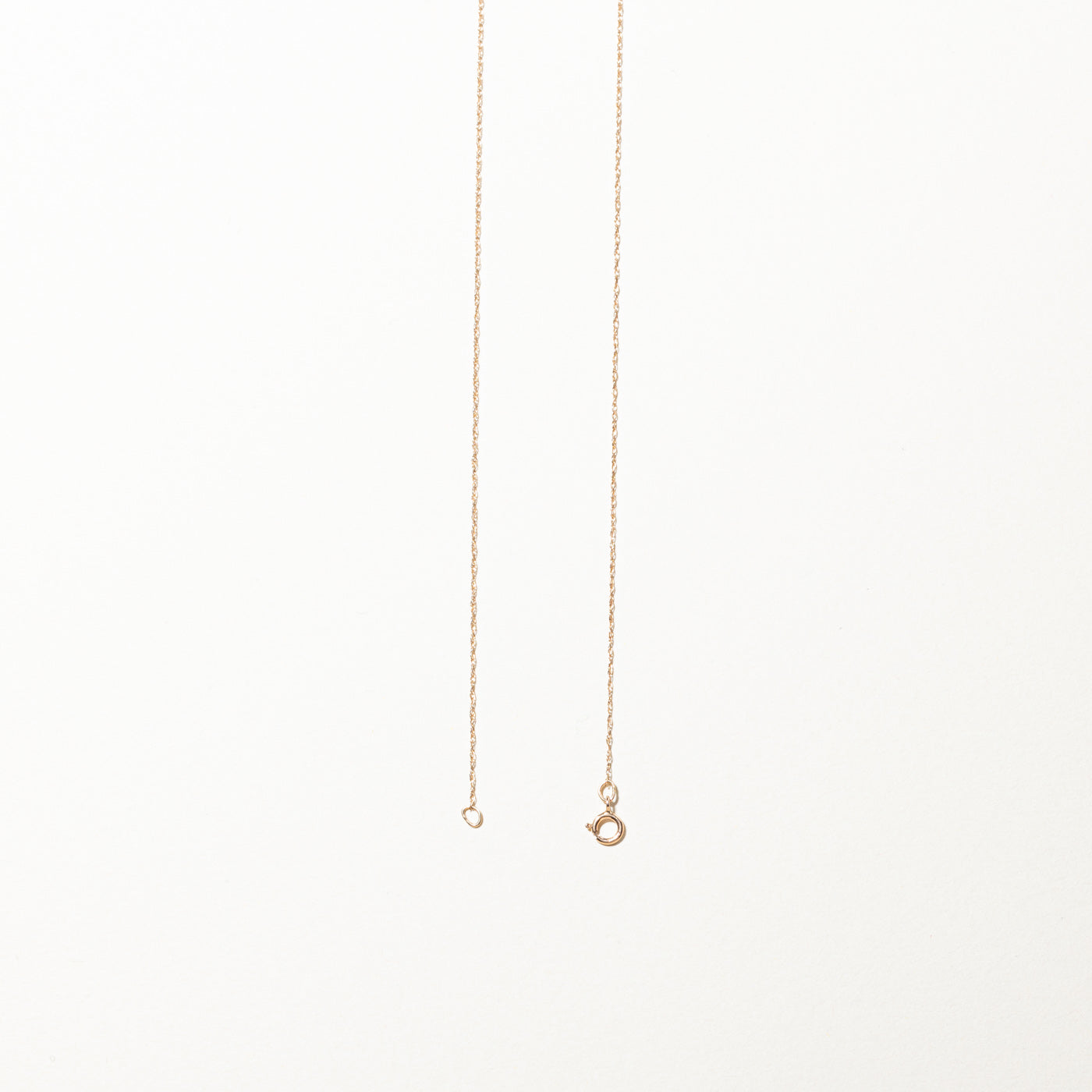 Collier en or rose avec pendentif en diamant | 0,06 ct | 48 cm |