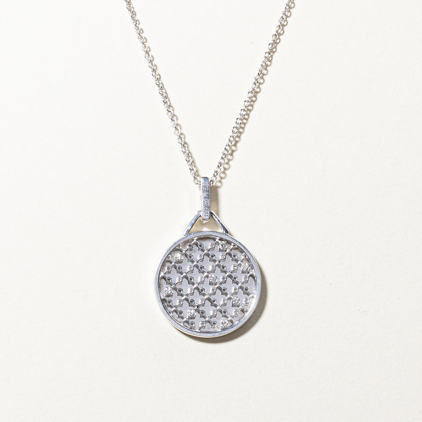 Collier pendentif en diamant texturé Birks | 0,08 ct | 18 po |