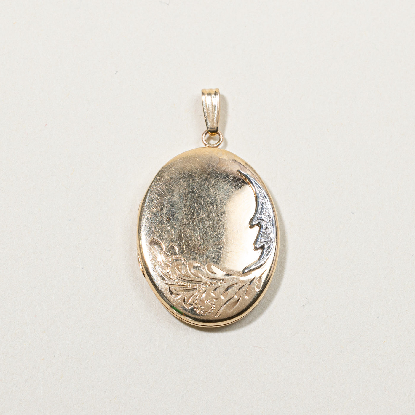 Diamond Ornate Locket | 0.01ct |