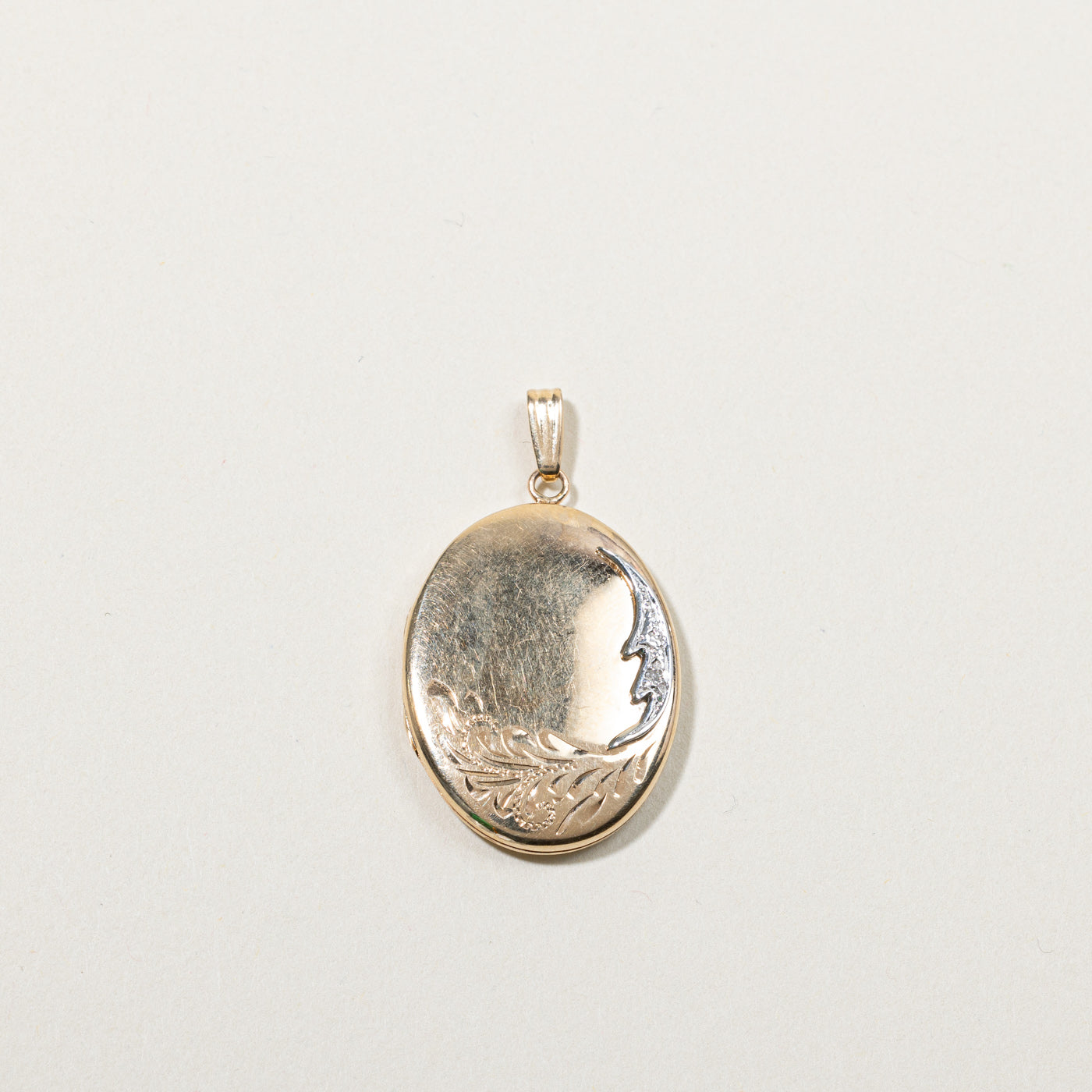 Diamond Ornate Locket | 0.01ct |
