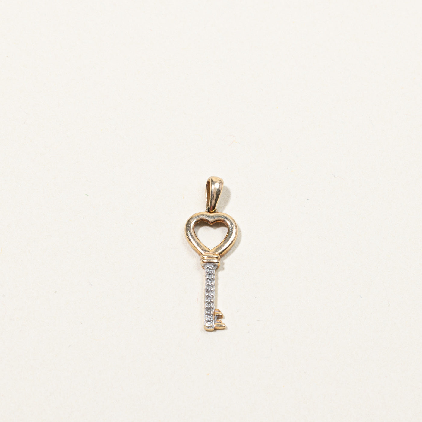 Diamond Key Pendant | 0.02ctw |