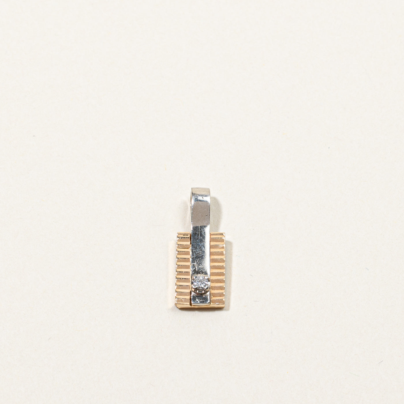 Diamond Textured Pendant | 0.03ct |