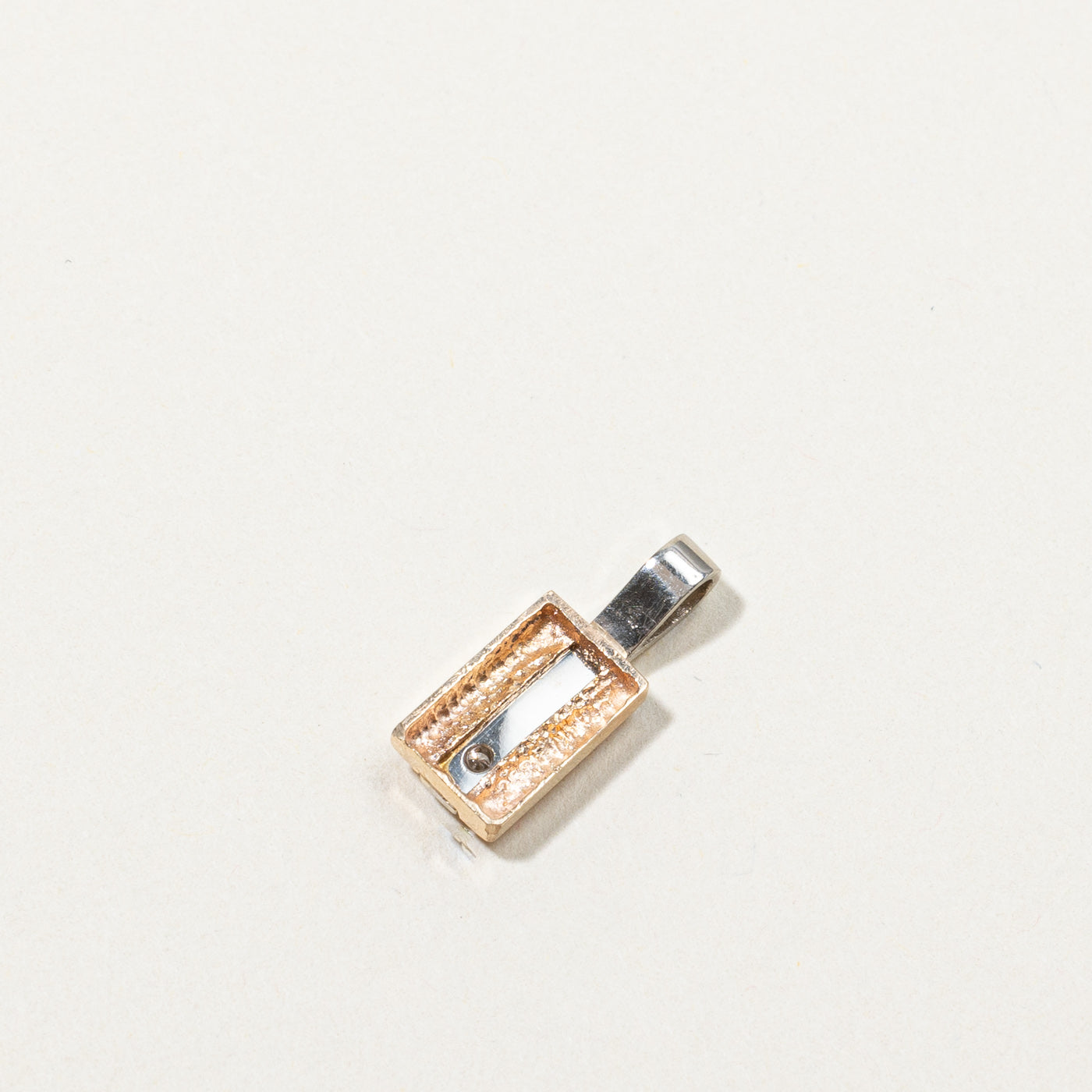 Diamond Textured Pendant | 0.03ct |