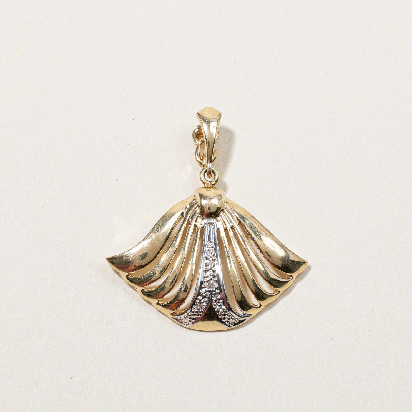 Textured Diamond Pendant | 0.03ctw |