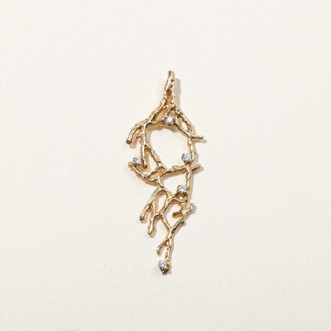 Textured Diamond Pendant | 0.10ctw |