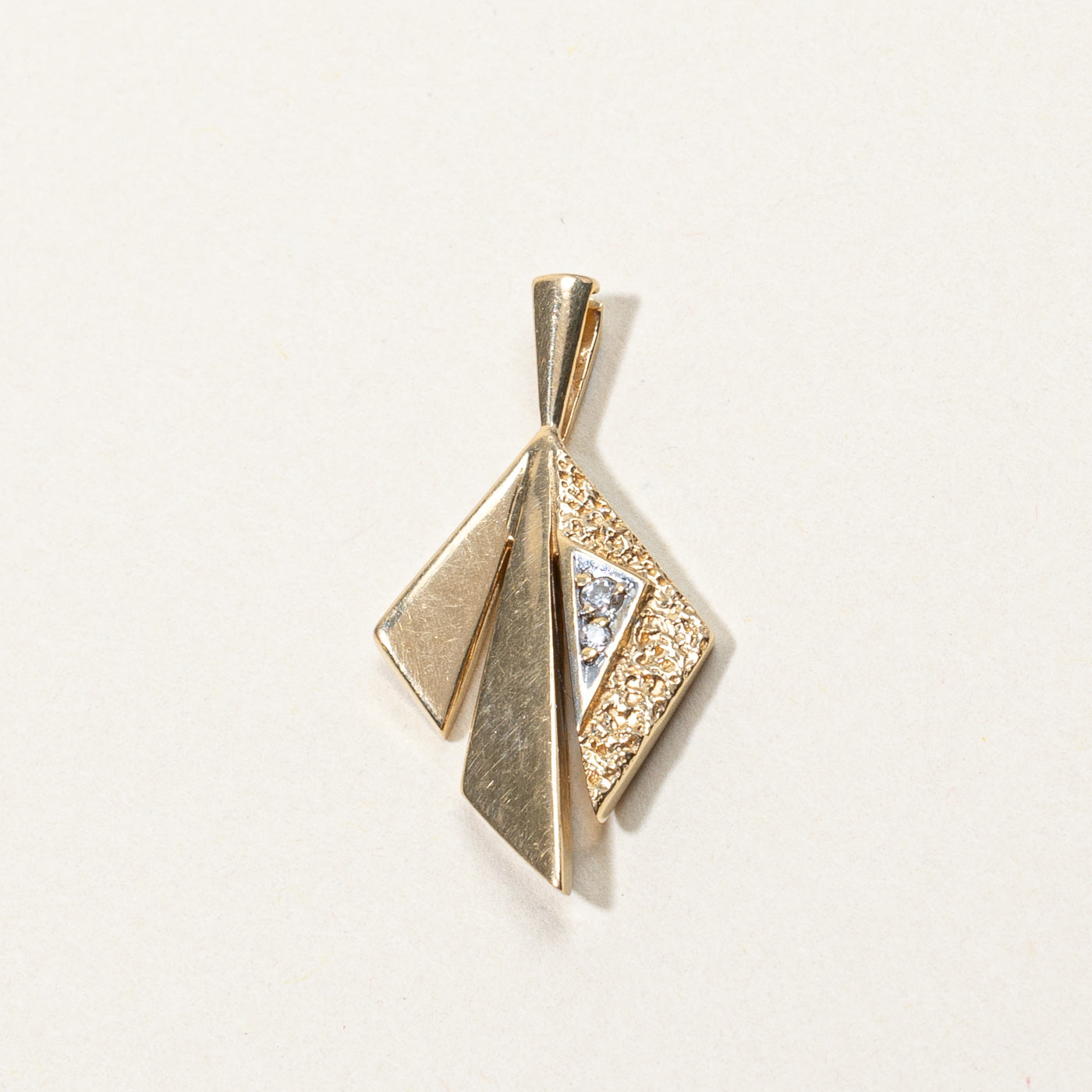 Diamond Textured Pendant | 0.03ctw |