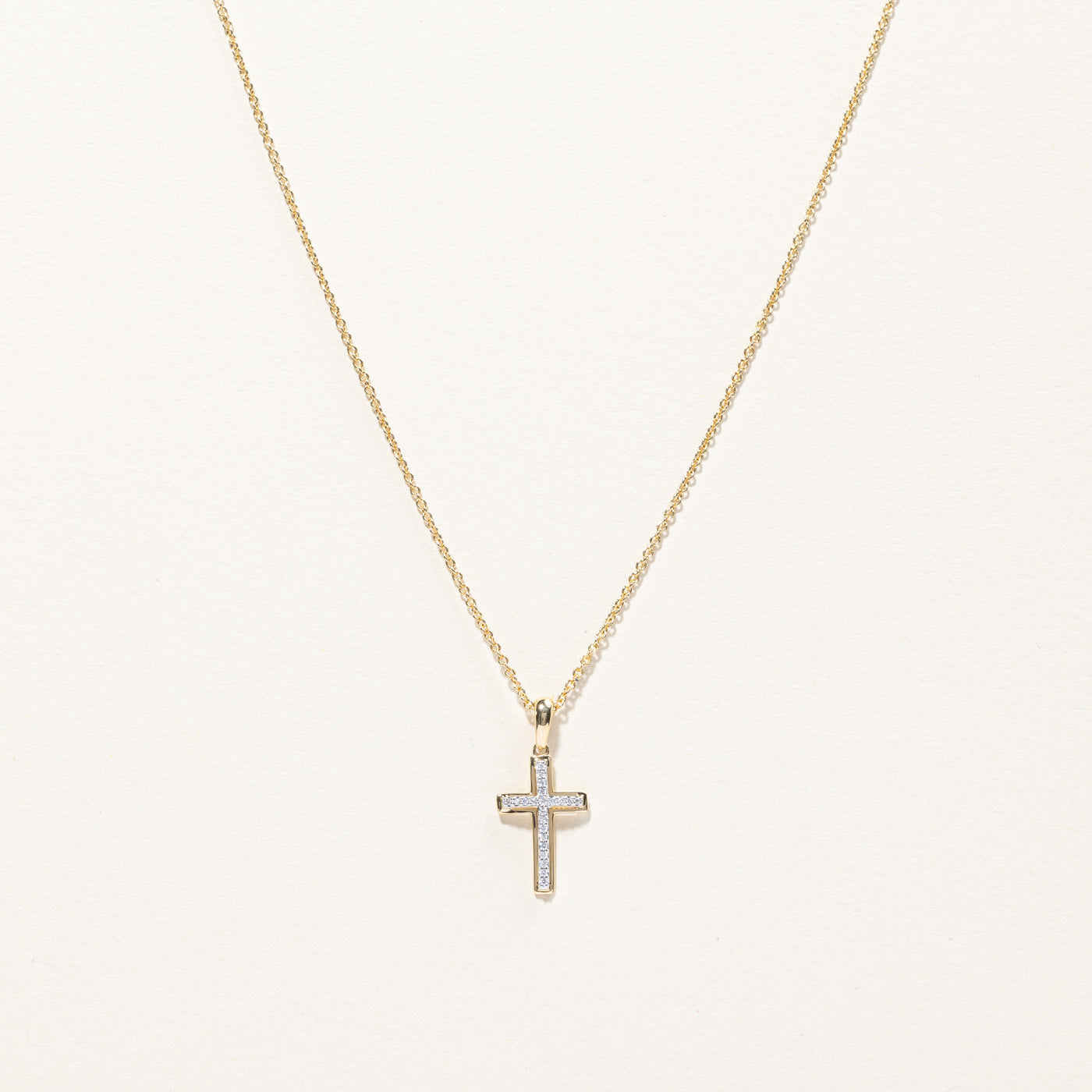 Diamond Cross Pendant Necklace | 0.06ctw | 18"|