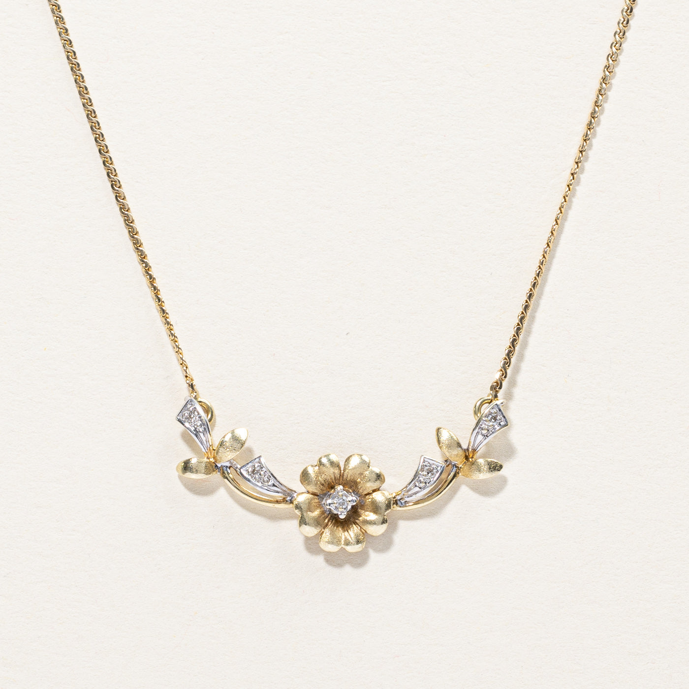 Floral Diamond Necklace | 0.05ctw | 16"|