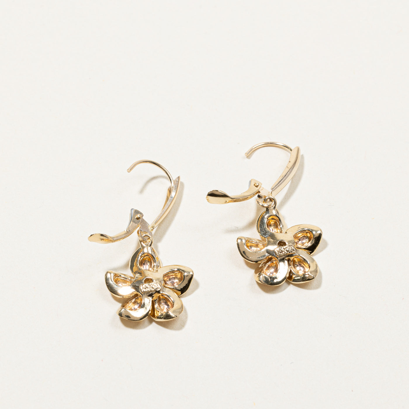 Diamond Dangle Flowers Earrings | 0.06ctw |