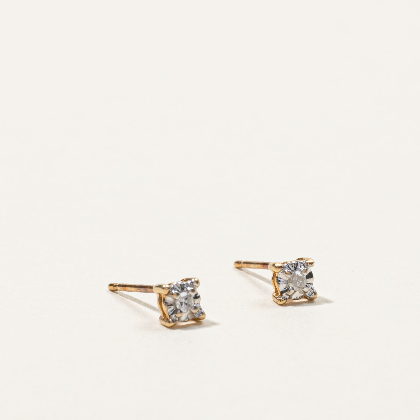 Diamond Stud Earrings | 0.03ctw |