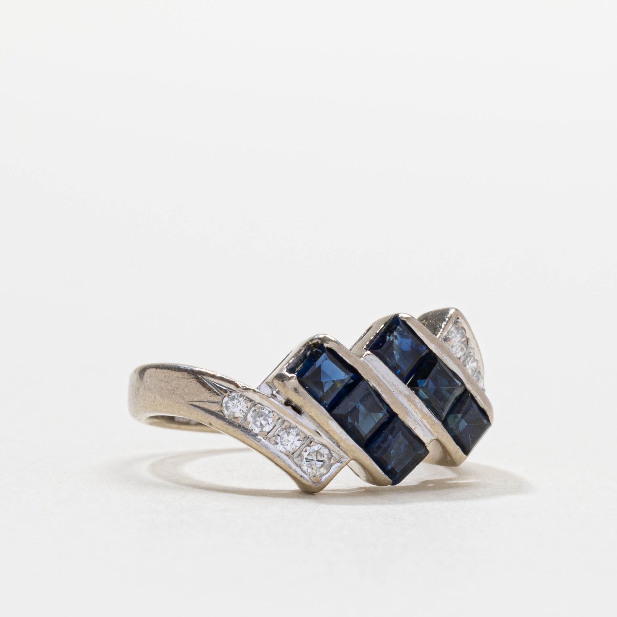 14k Sapphire & Diamond Diagonal Multi Column Ring | SZ 4.75