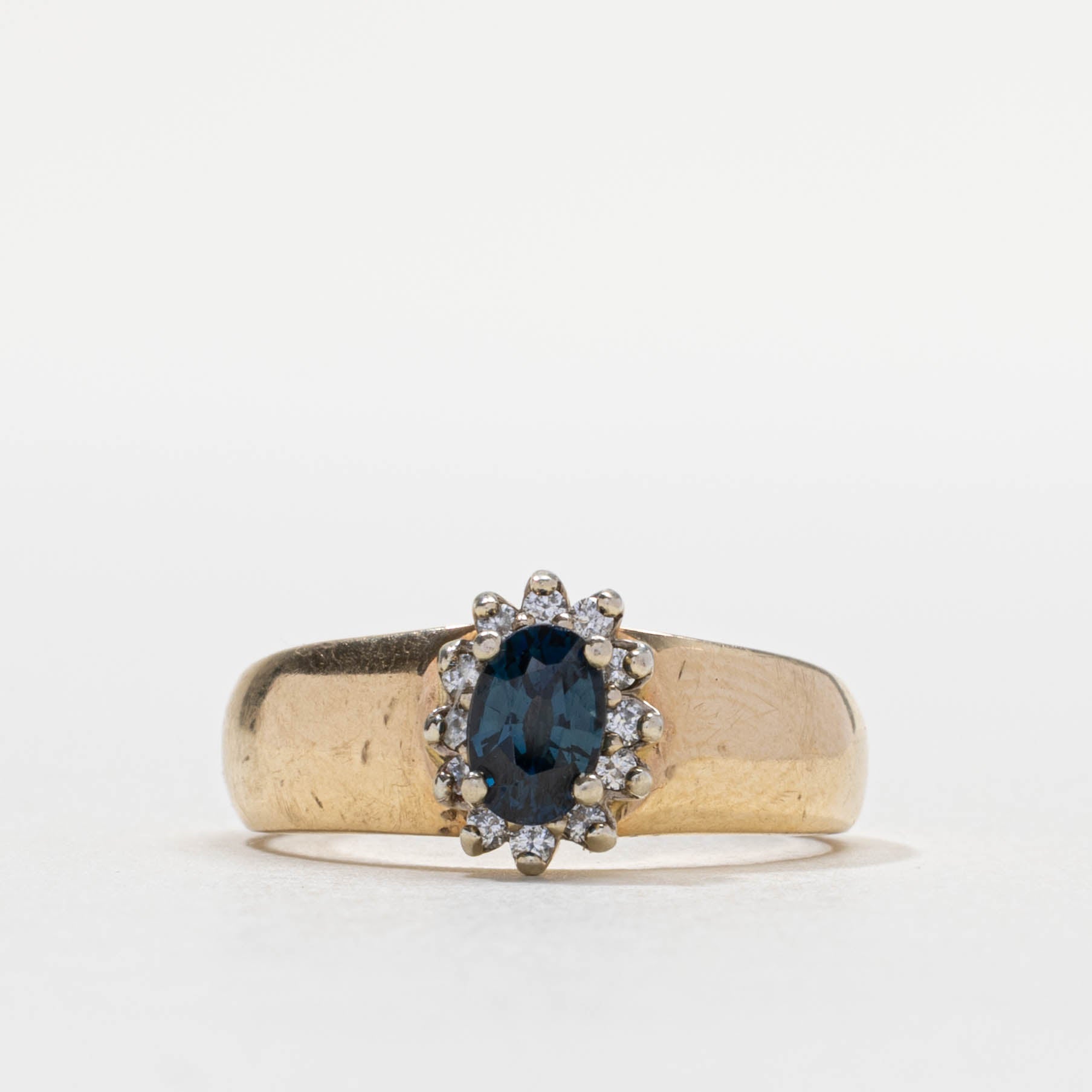 14k Oval Cut Sapphire & Diamond Petal Halo Ring | SZ 6.5