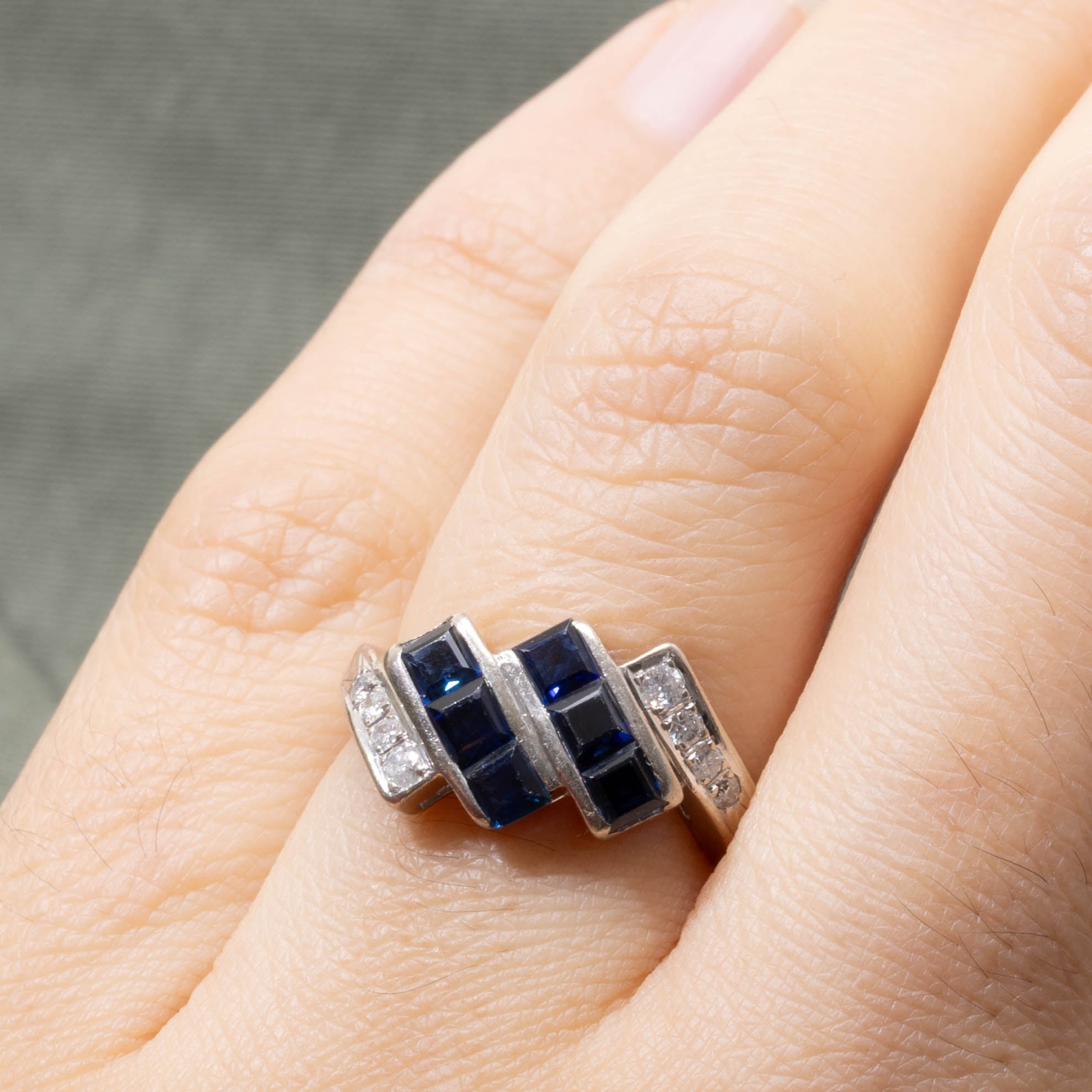 14k Sapphire & Diamond Diagonal Multi Column Ring | SZ 4.75