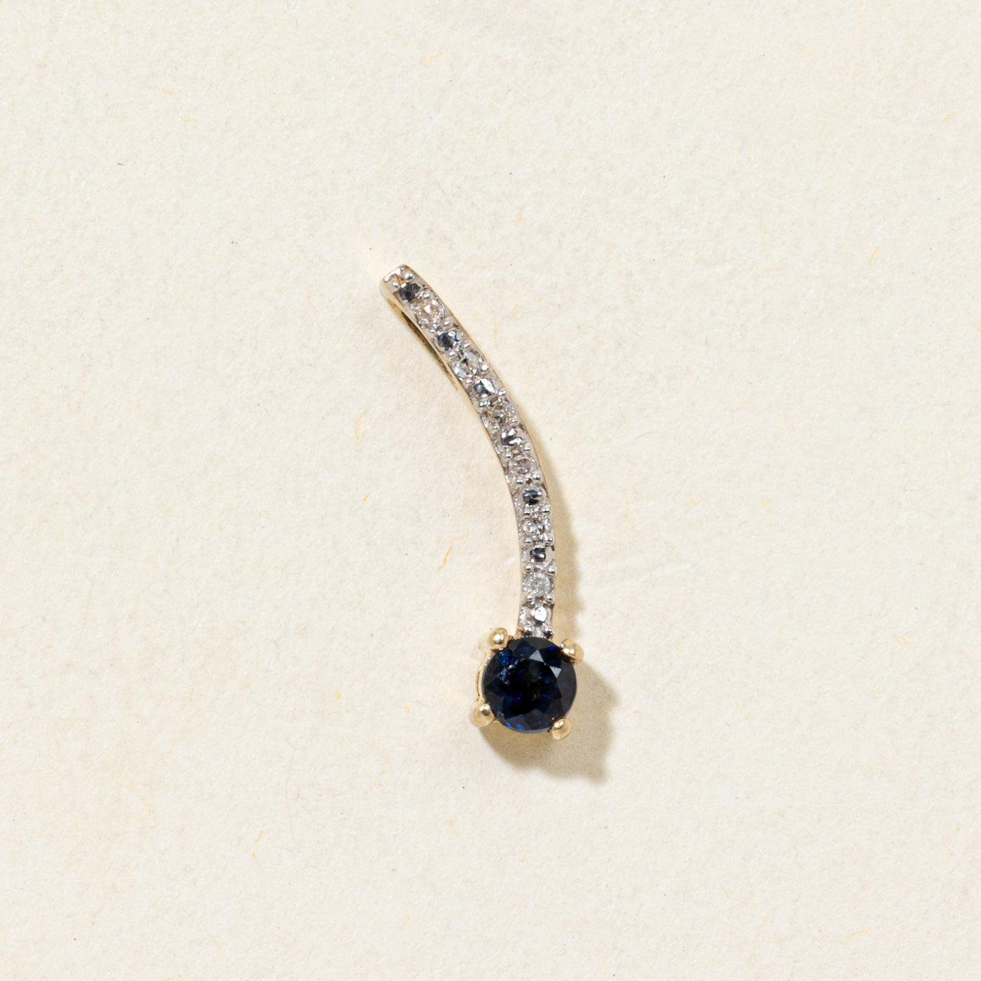 Pendentif incurvé en saphir et diamants