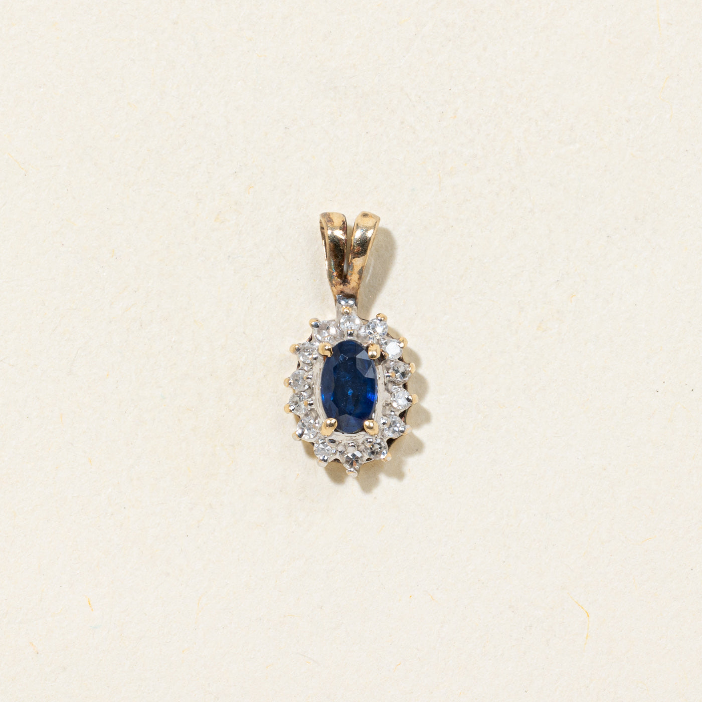 Pendentif halo saphir et diamant