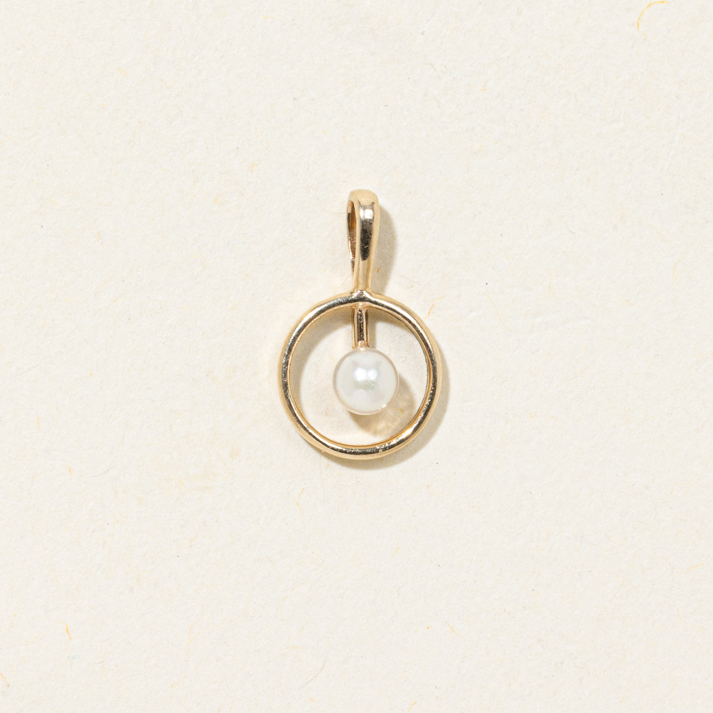 Dangling Pearl Circle Pendant