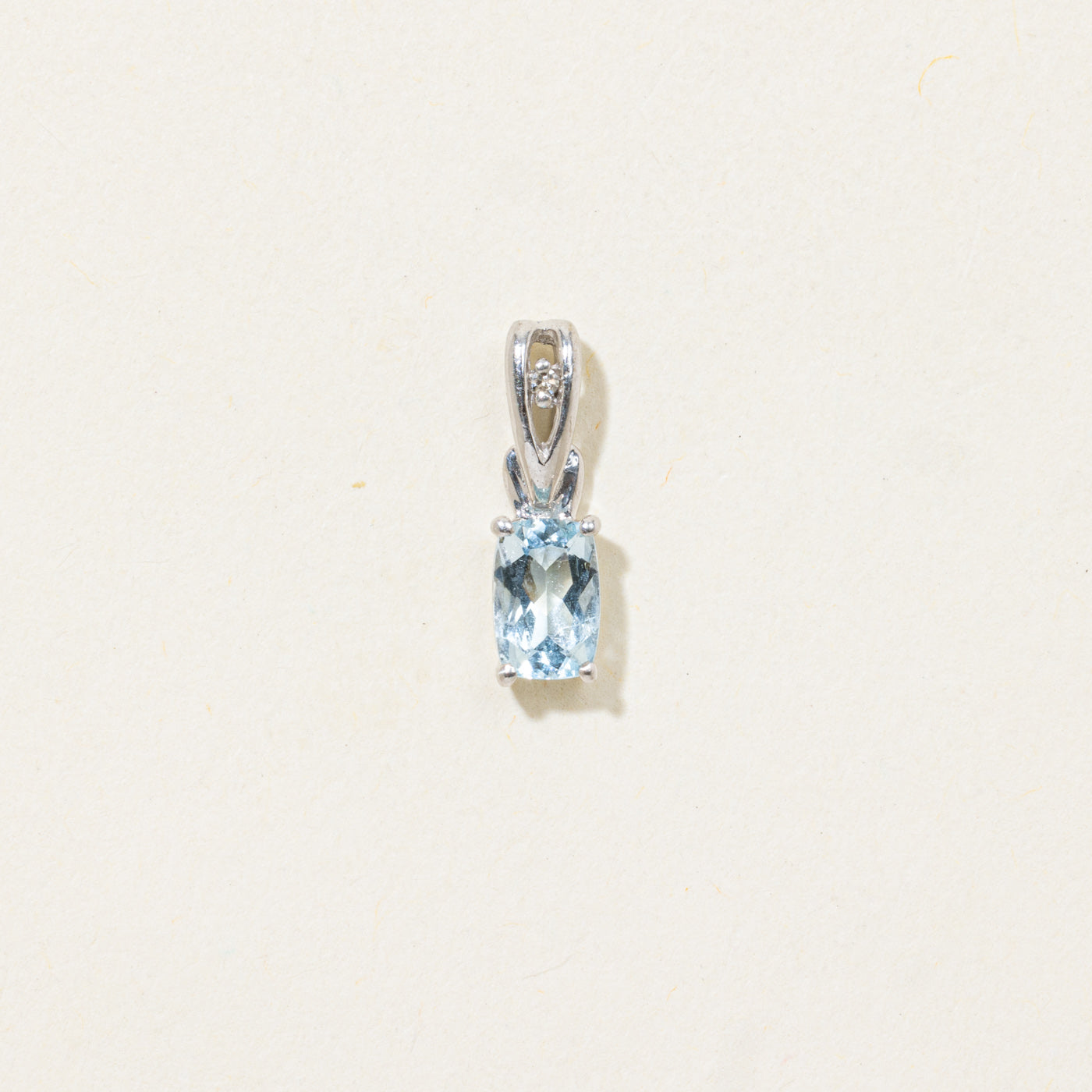 Oval Cut Aquamarine & Diamond Pendant