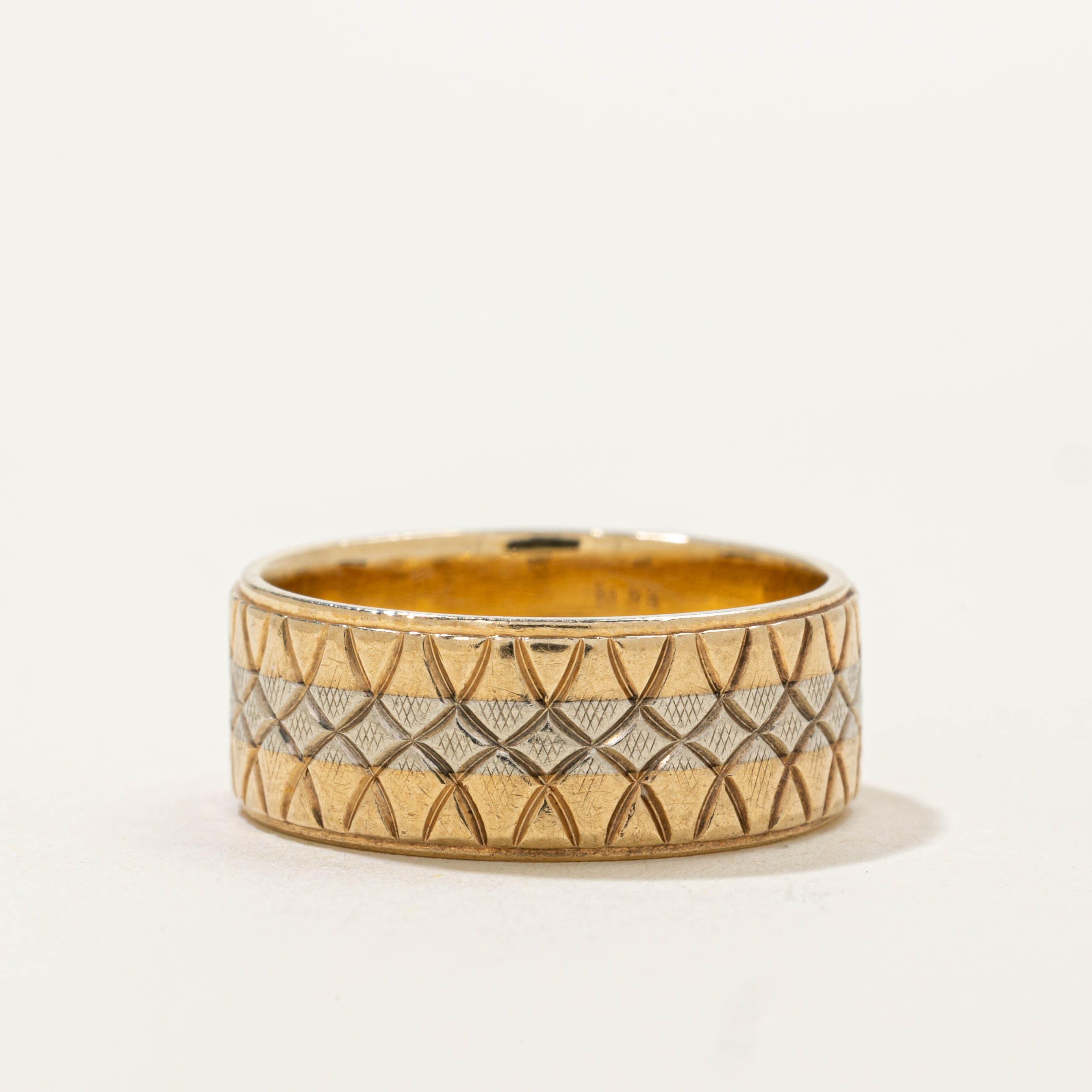 10k Two Tone Cross-Hatch Engraved Band | 7.40mm | SZ 7.25