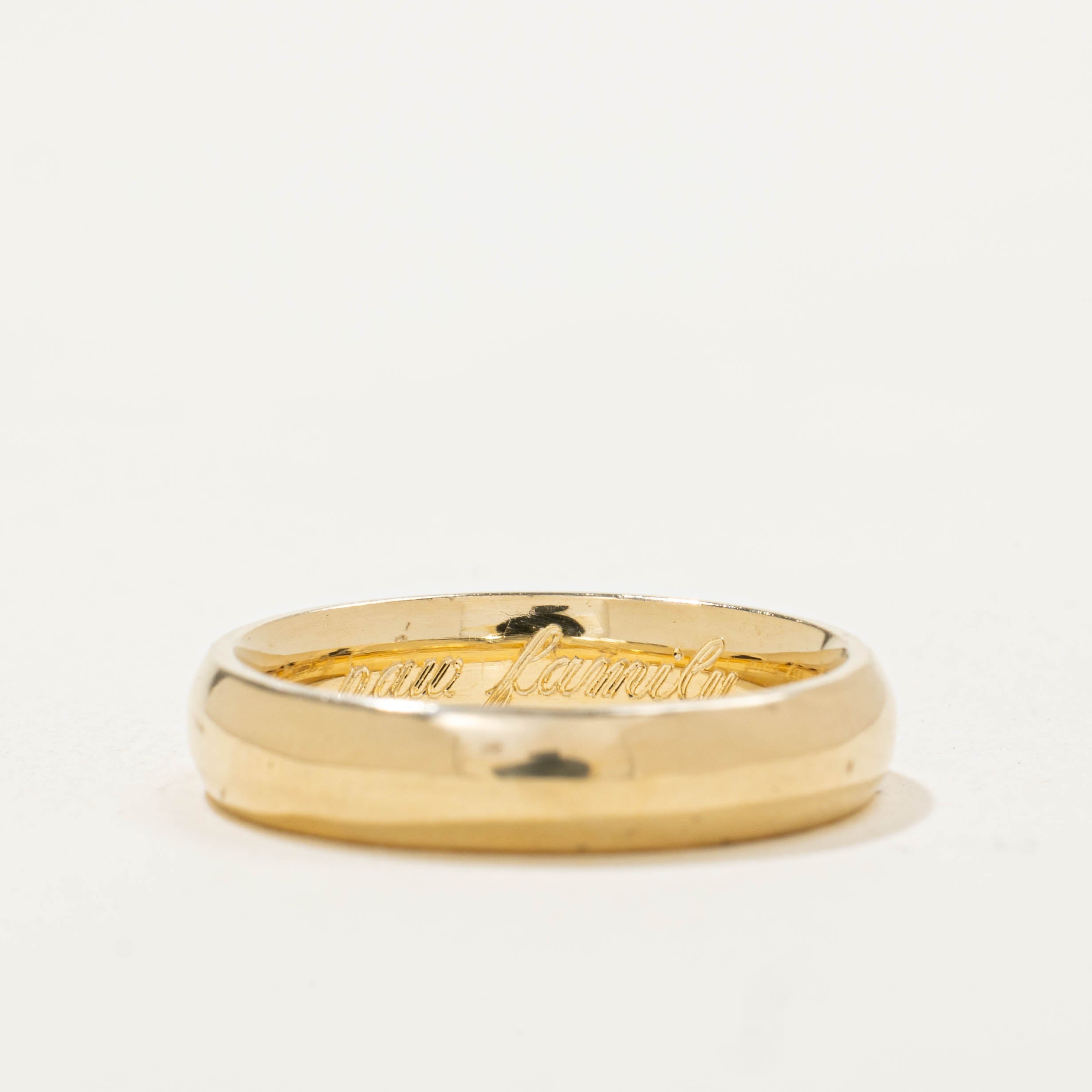 18k Yellow Gold Plain Band | 4.10mm | SZ 5.25