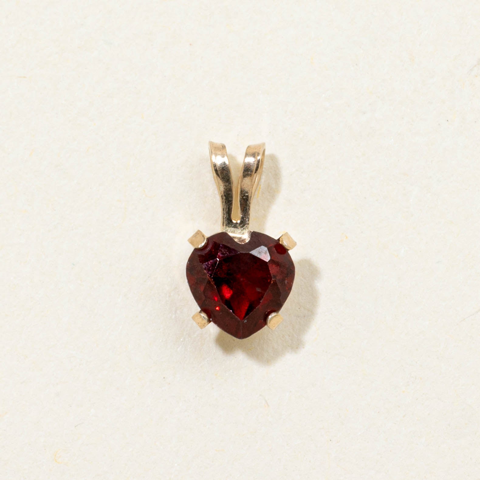 10k Heart Cut Garnet Pendant
