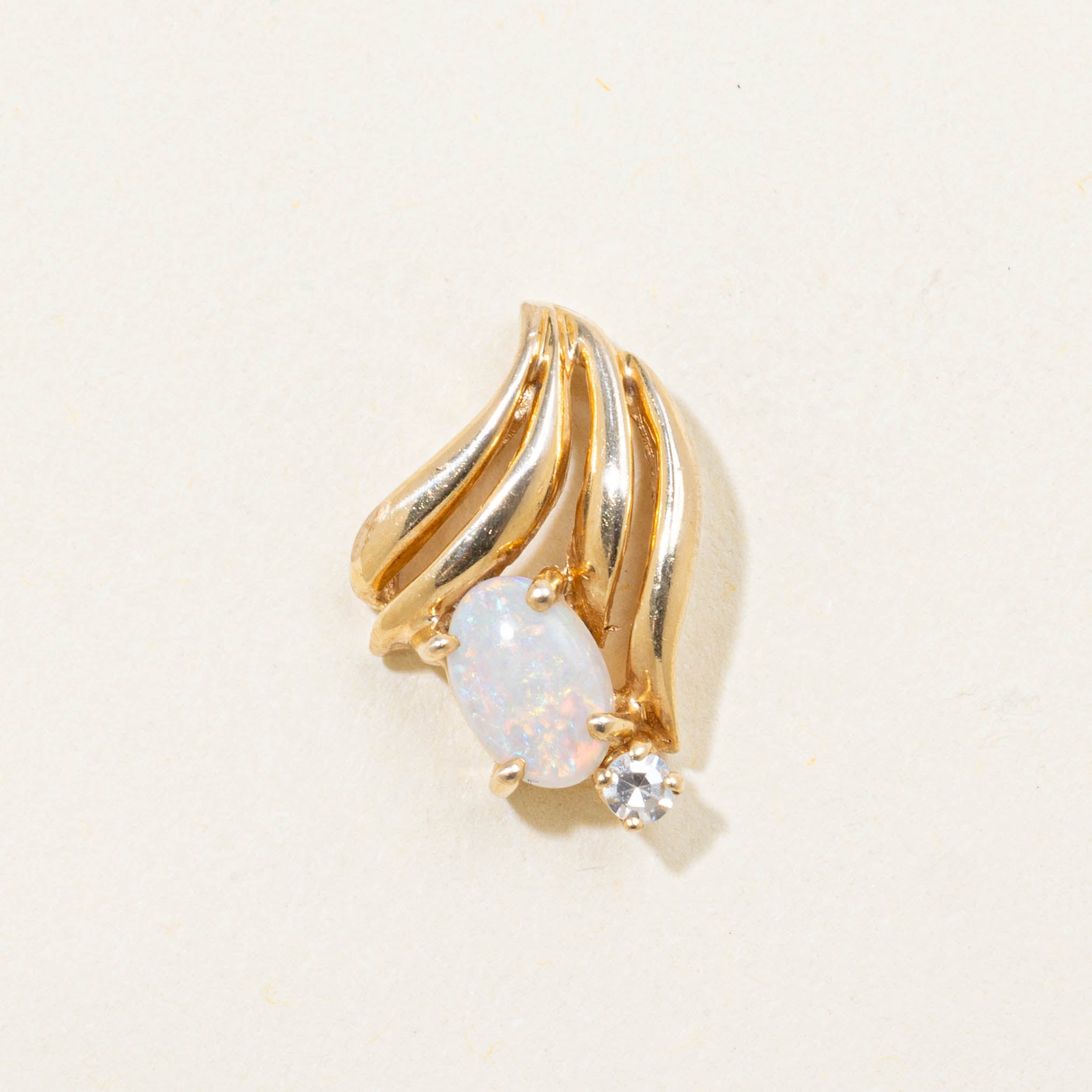 14k Opal & Diamond Grooved Pendant