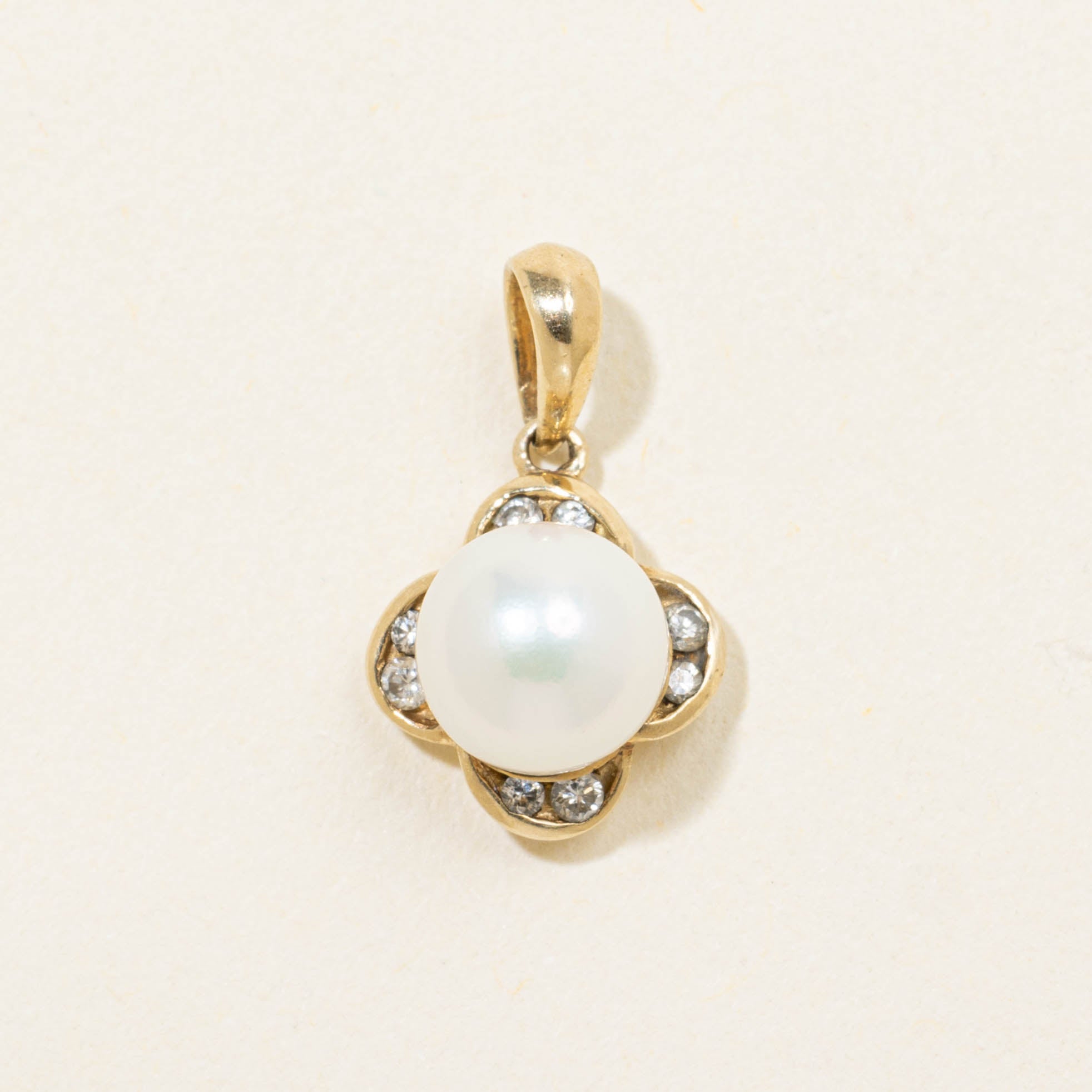 10k Pearl & Diamond Floral Pendant