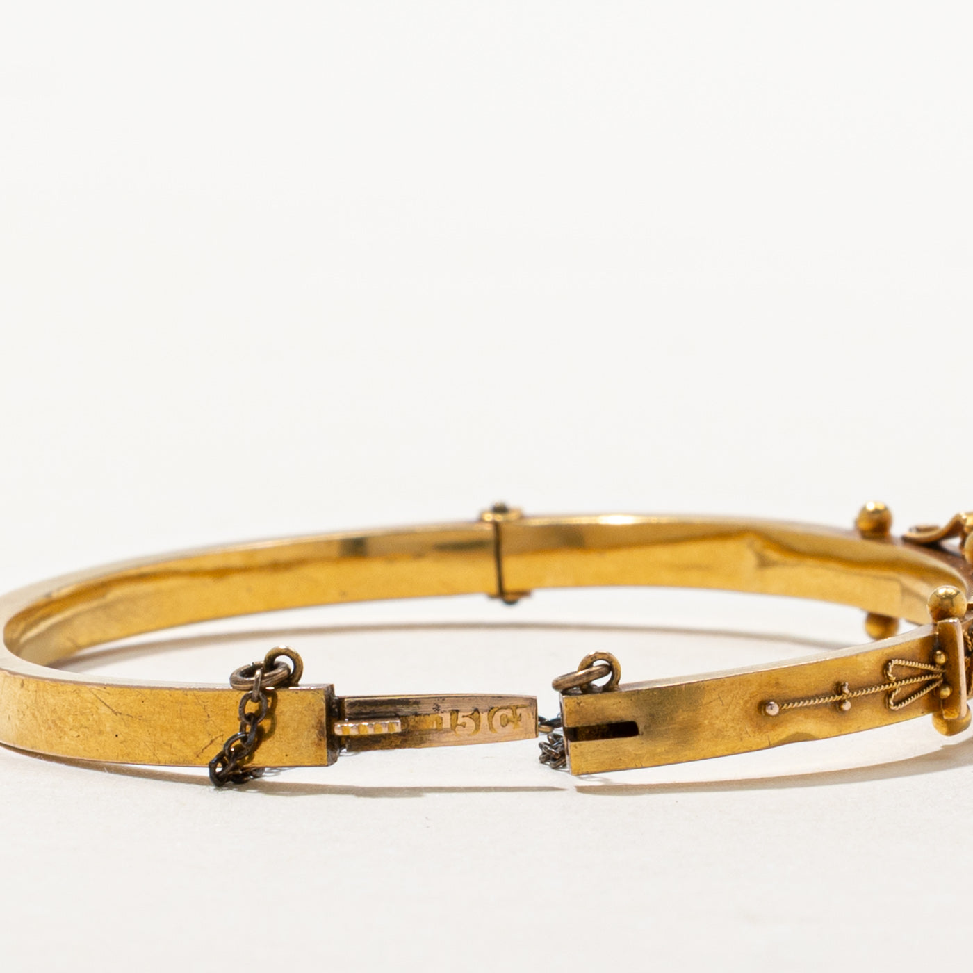 Bracelet jonc victorien en diamants taille ancienne et rubis | 0,10 ct, 0,20 ct au total | 7,5" |