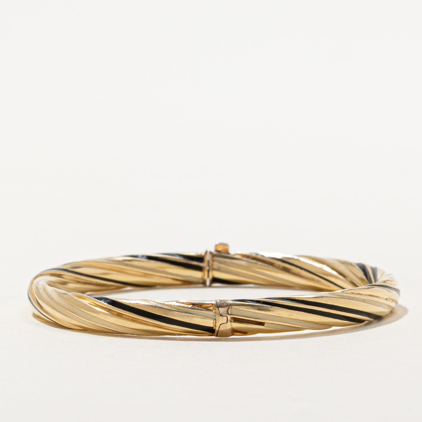 Bracelet jonc torsadé rainuré en émail noir et blanc | 7" |