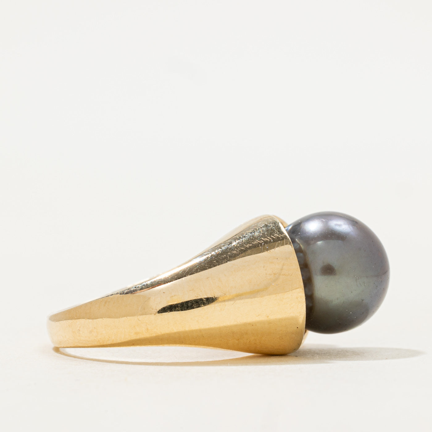 High Set Tahitian Pearl & Diamond Ring | 9.90ct, 0.36ctw | SZ 7 |