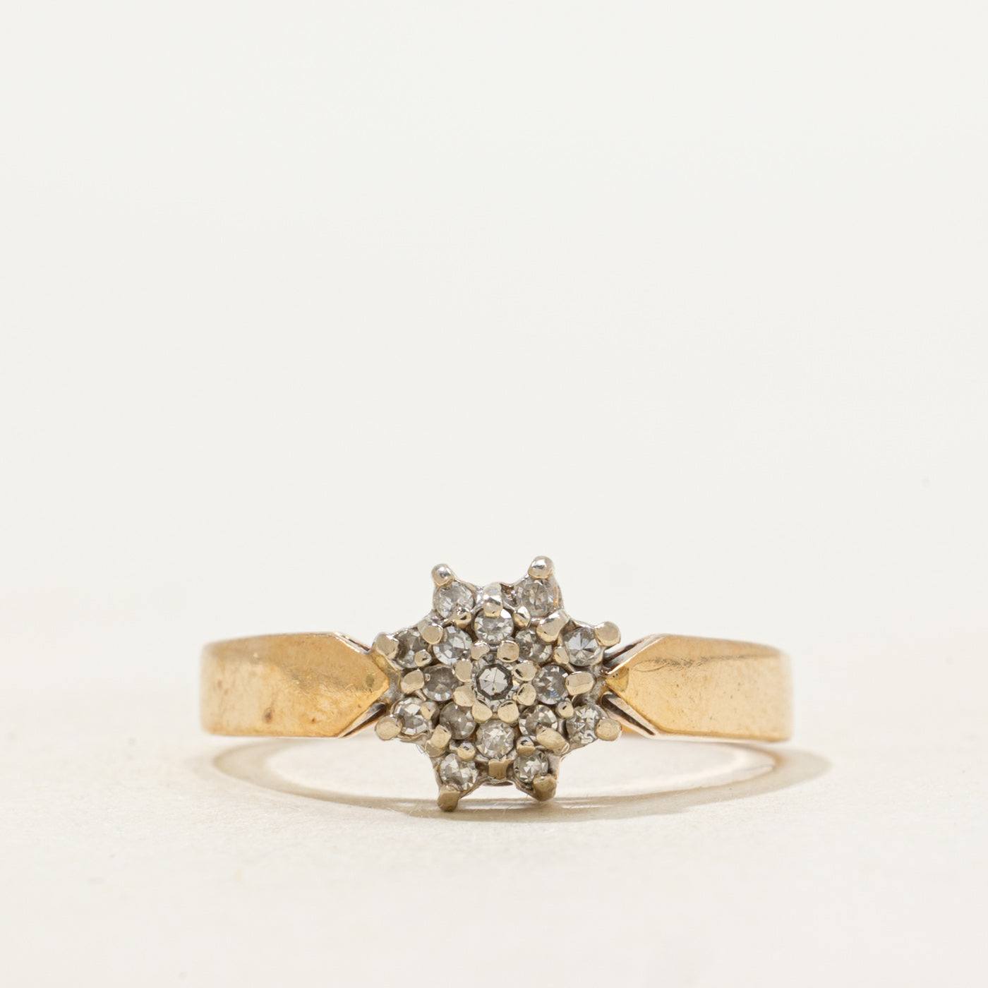 Diamond Petal Cluster Ring | 0.16ctw | SZ 6.75 |