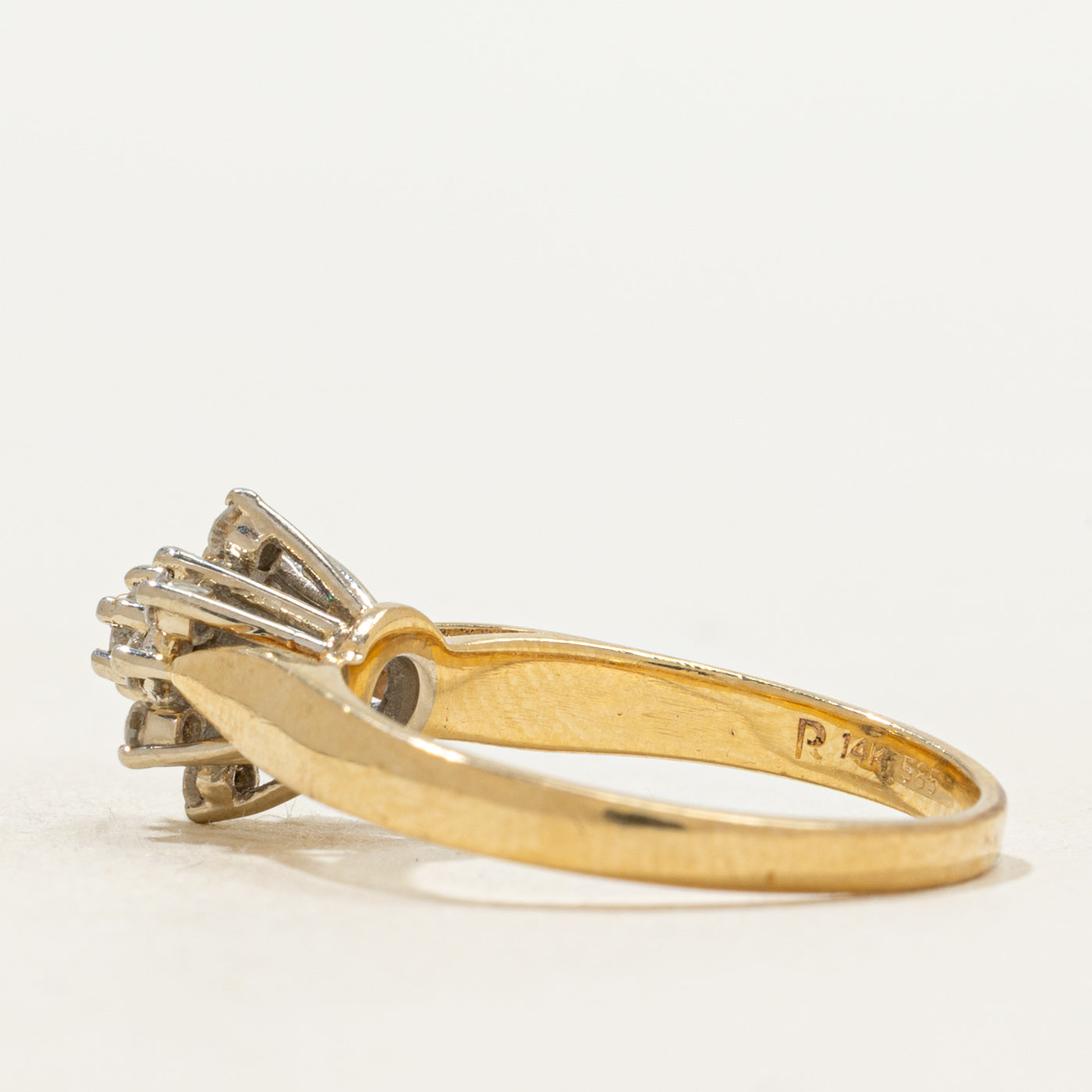 Floral Cluster Set Diamond Ring | 0.26ctw | SZ 6