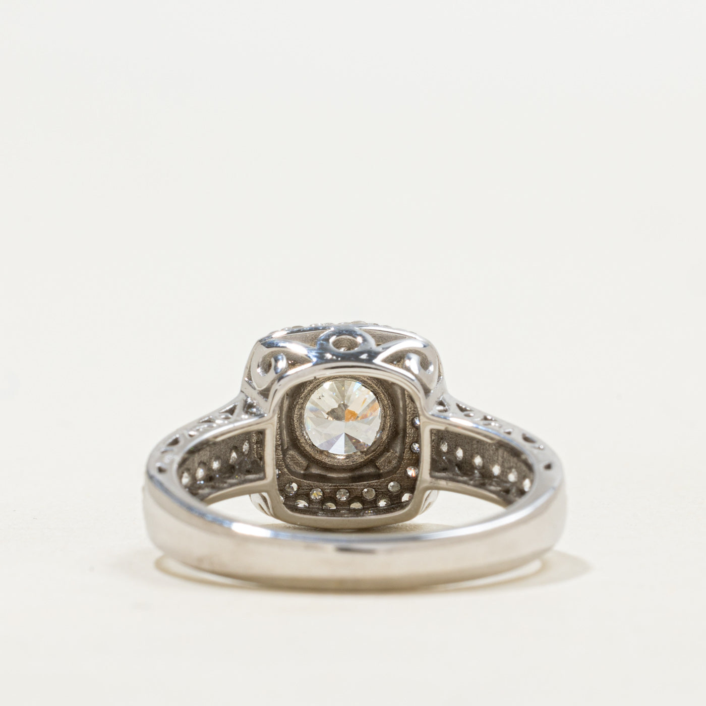 18k White Gold Cushion Cut Diamond Halo Ring | 1.0ct VS2 I, 0.58ctw | SZ 7.0