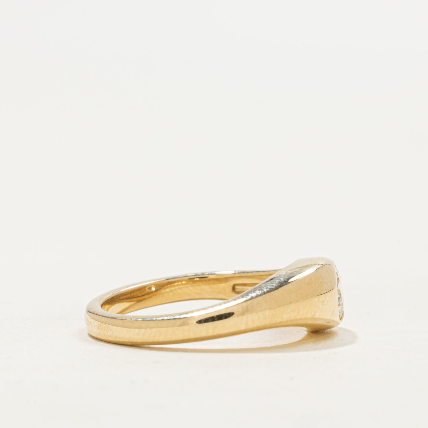 Bague ondulée en or jaune 14 carats et diamants « 100 façons » | 0,40 | Taille 6,75