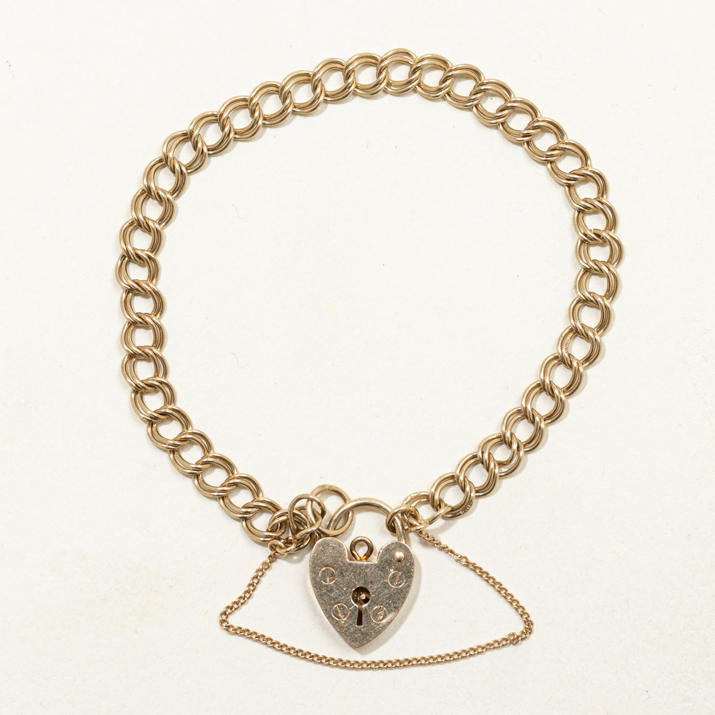 1975 London 9k Heart Padlock Bracelet | 7"