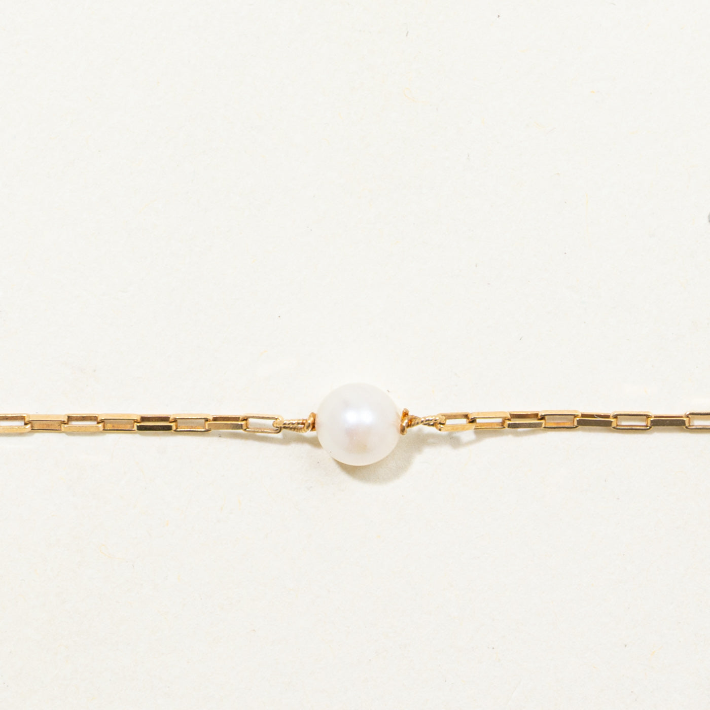Italian 9k Yellow Gold Three Stone Pearl Bracelet | 7"
