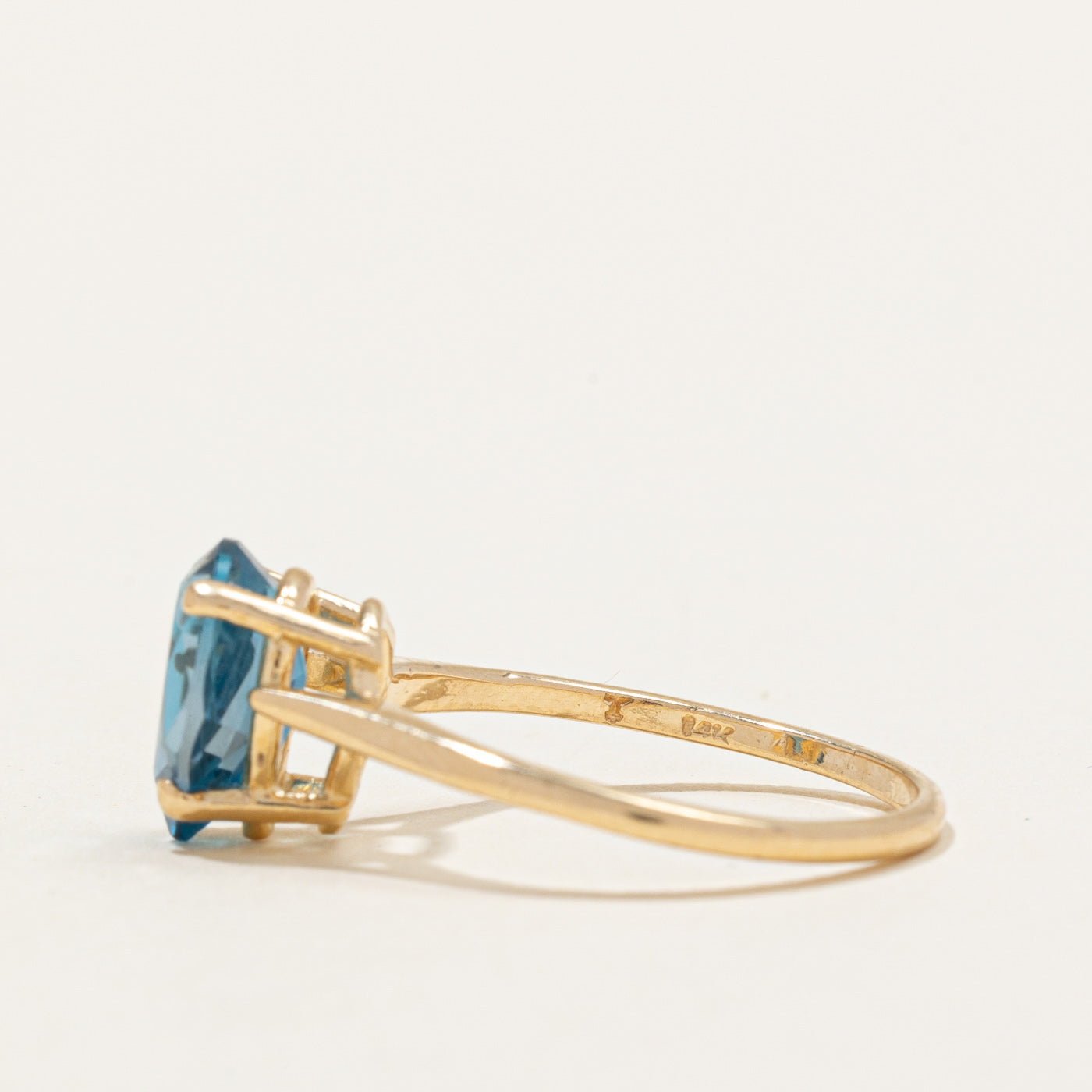 Blue Topaz Ring | 1.95ct | SZ 7 |