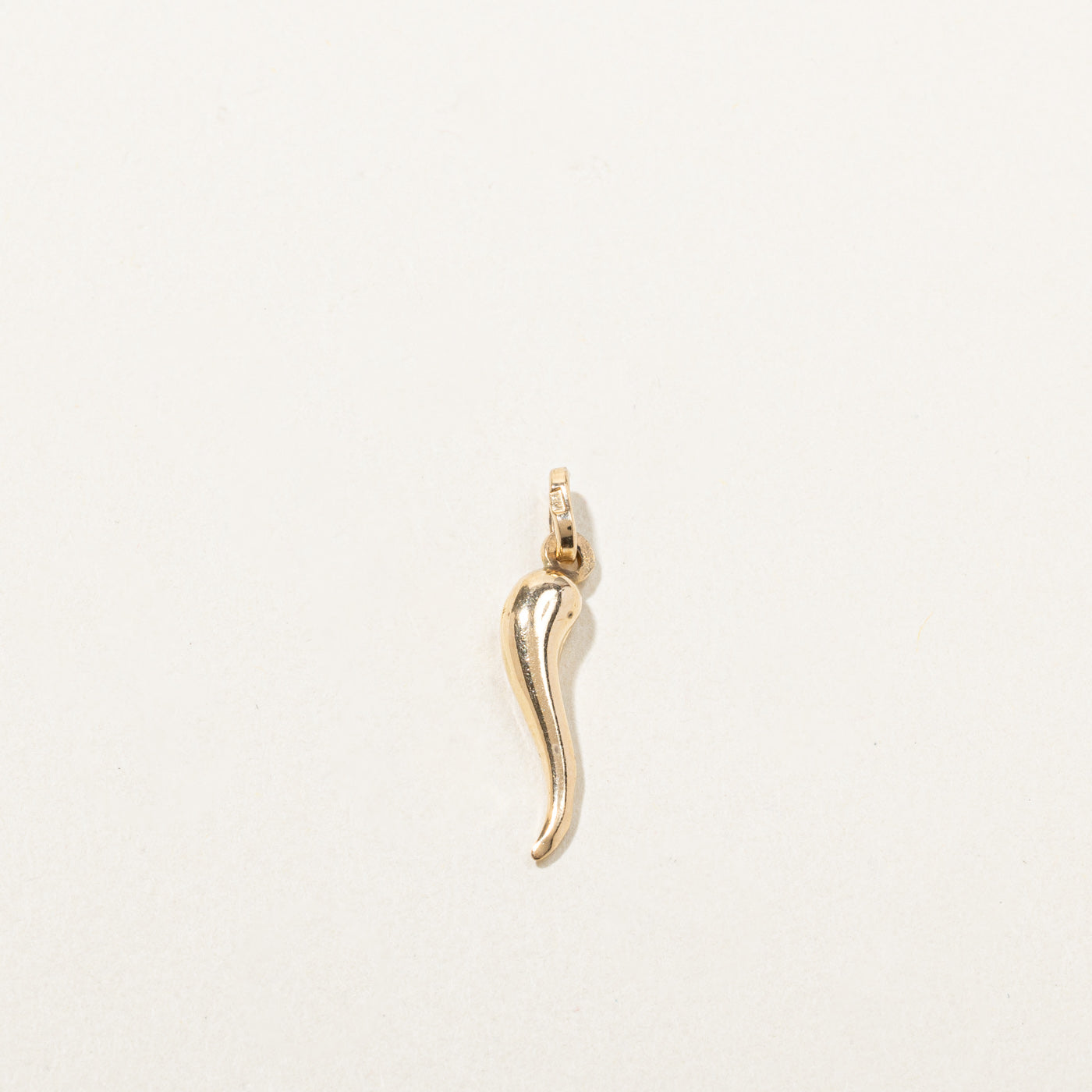 Gold Cornicello Pendant