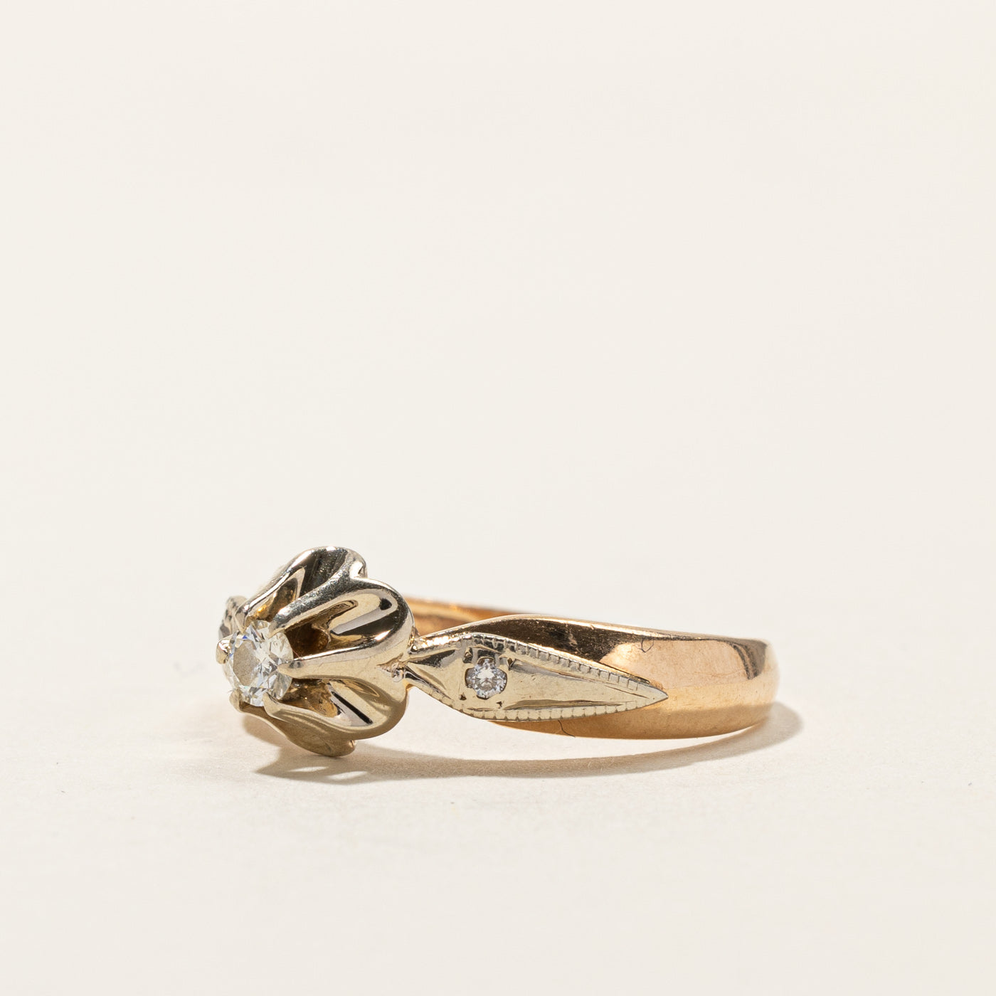 Bague sertie de diamants griffes | 0,15 ct | Taille 6,5 |