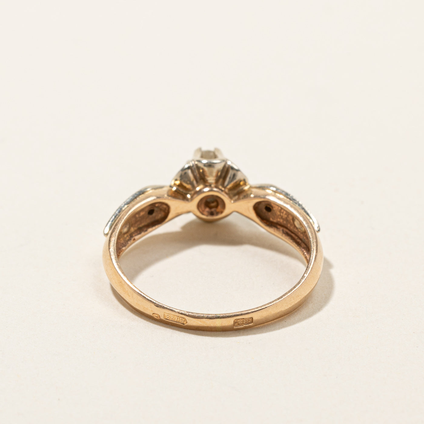 Bague sertie de diamants griffes | 0,15 ct | Taille 6,5 |