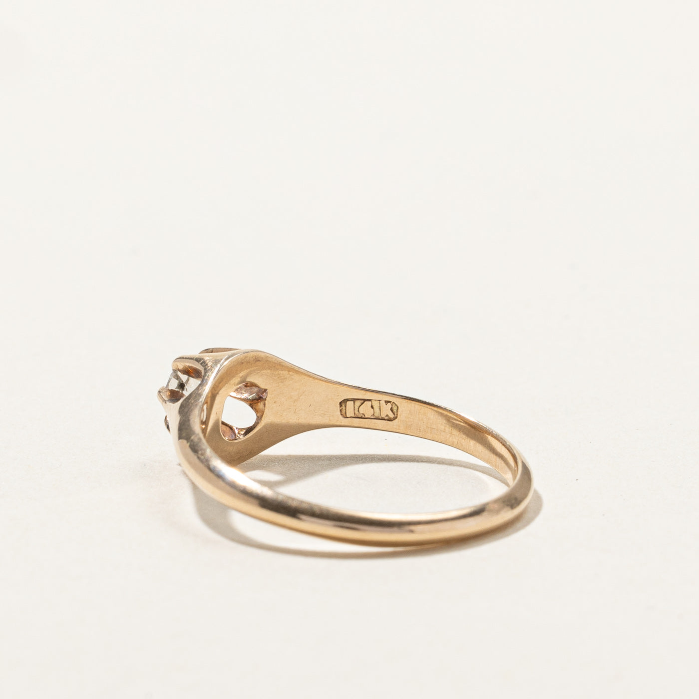 Belcher Set Old Mine Diamond Ring | 0.18ct | SZ 7.25 |