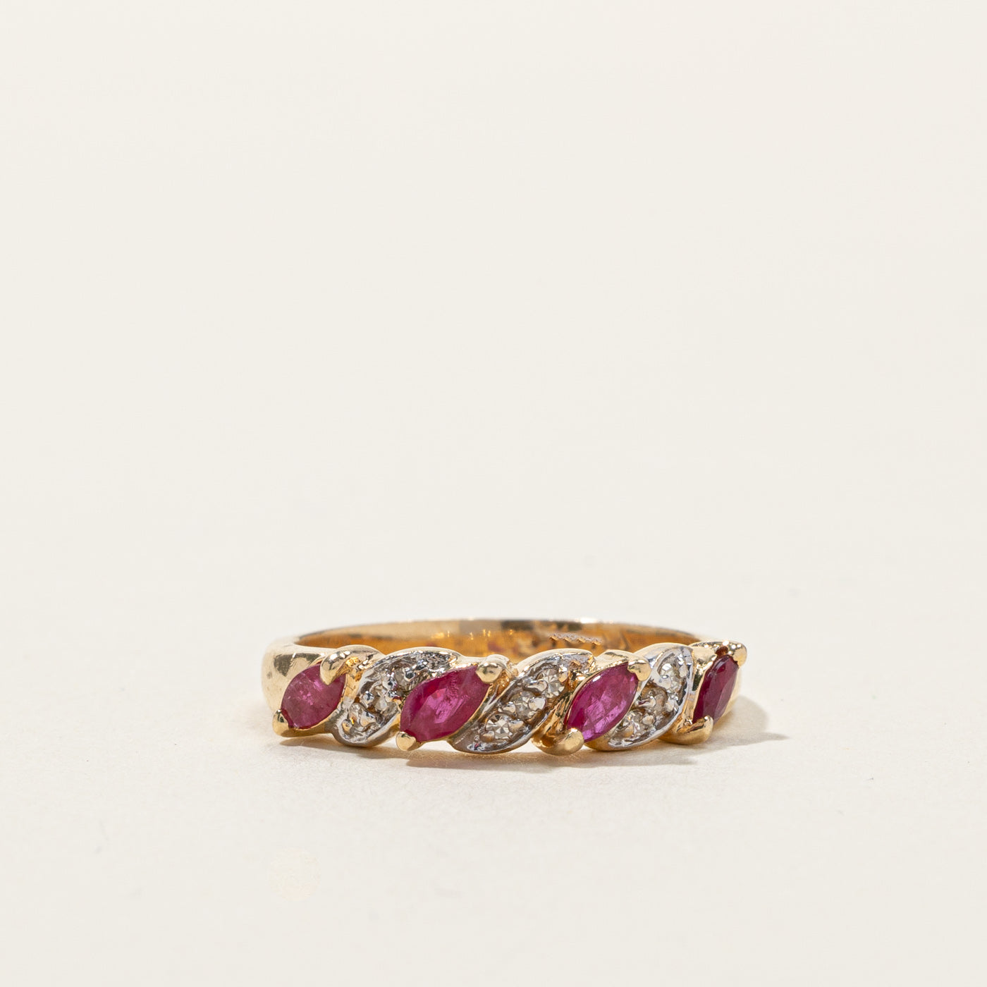 Ruby & Diamond Ring | 0.24ctw | 0.05ctw | SZ 6 |