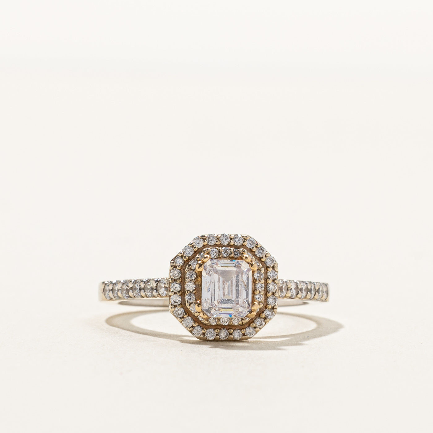Asscher Cut Diamond Halo Engagement Ring | 0.90ctw | SZ 6.25 |