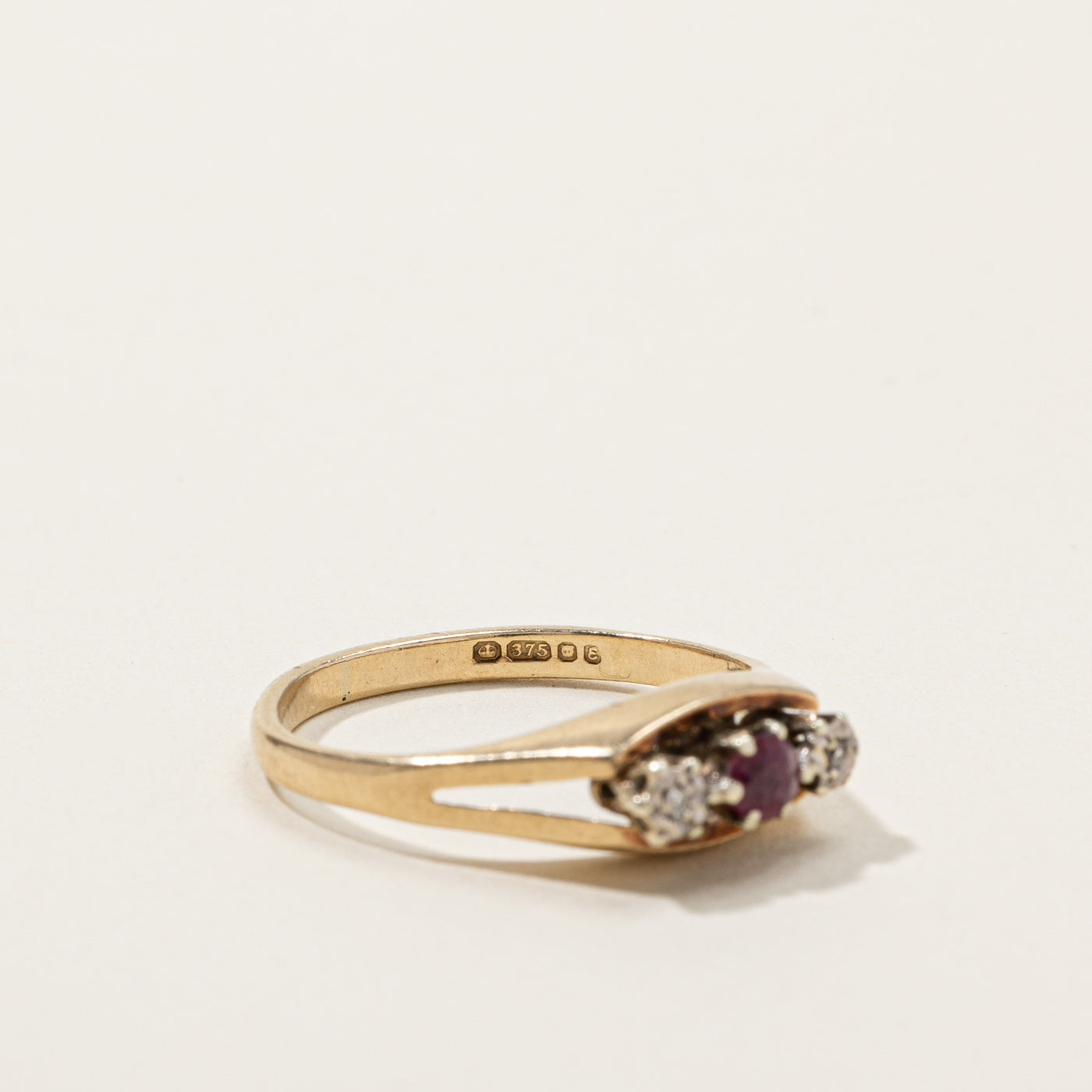 1979 London Three Stone Ruby & Diamond Ring | 0.14ct | 0.01ctw | SZ 7.25 |