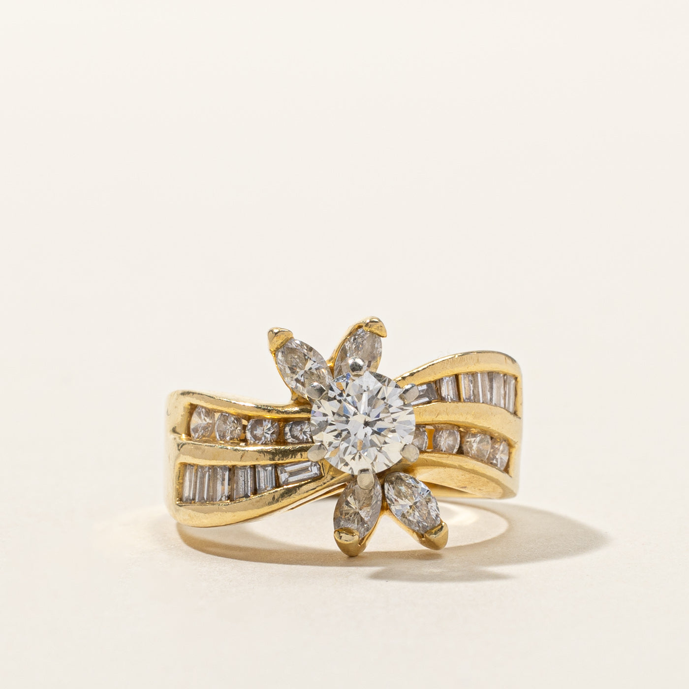 Cluster Diamond Ring | 1.67ctw | SZ 6.75 |