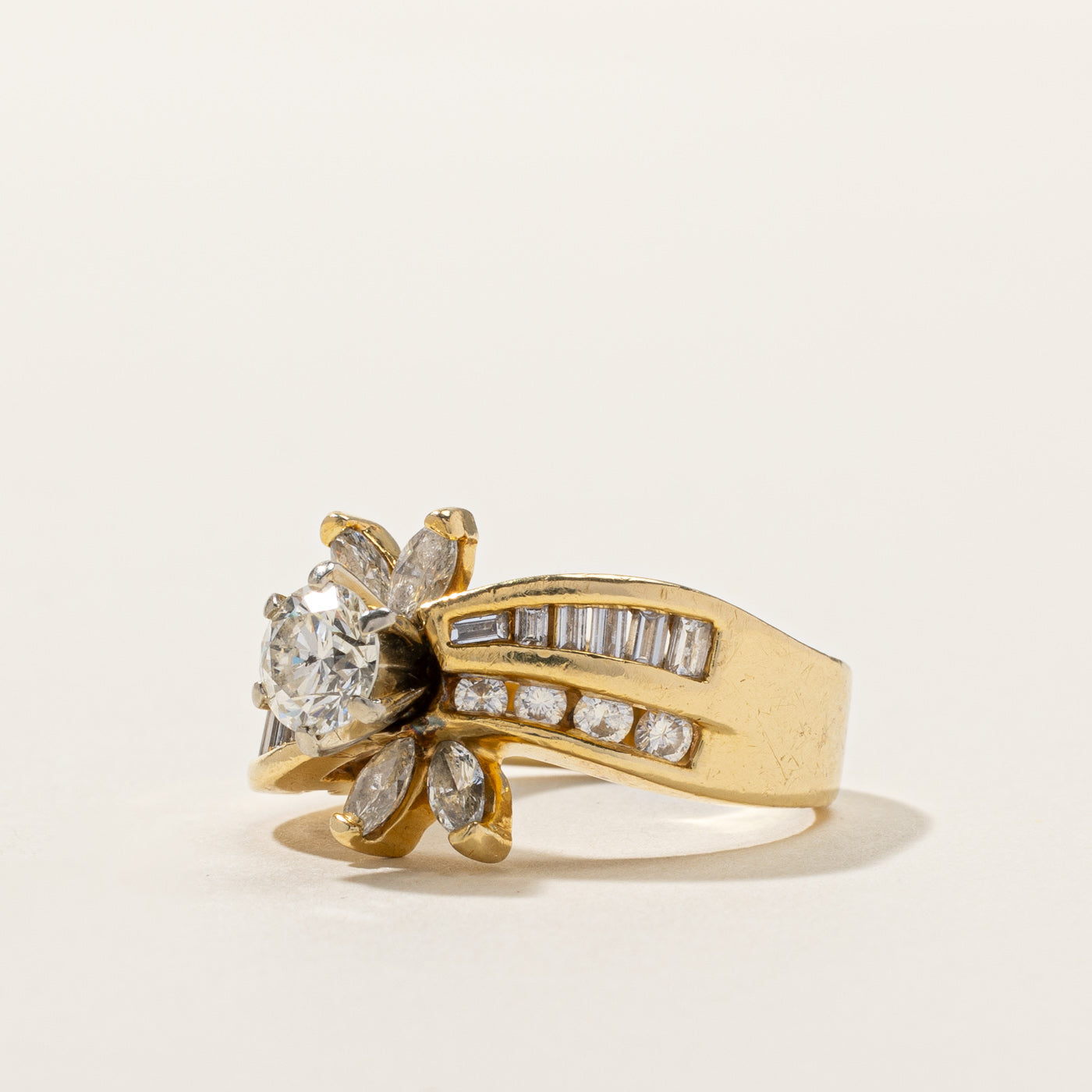 Cluster Diamond Ring | 1.67ctw | SZ 6.75 |